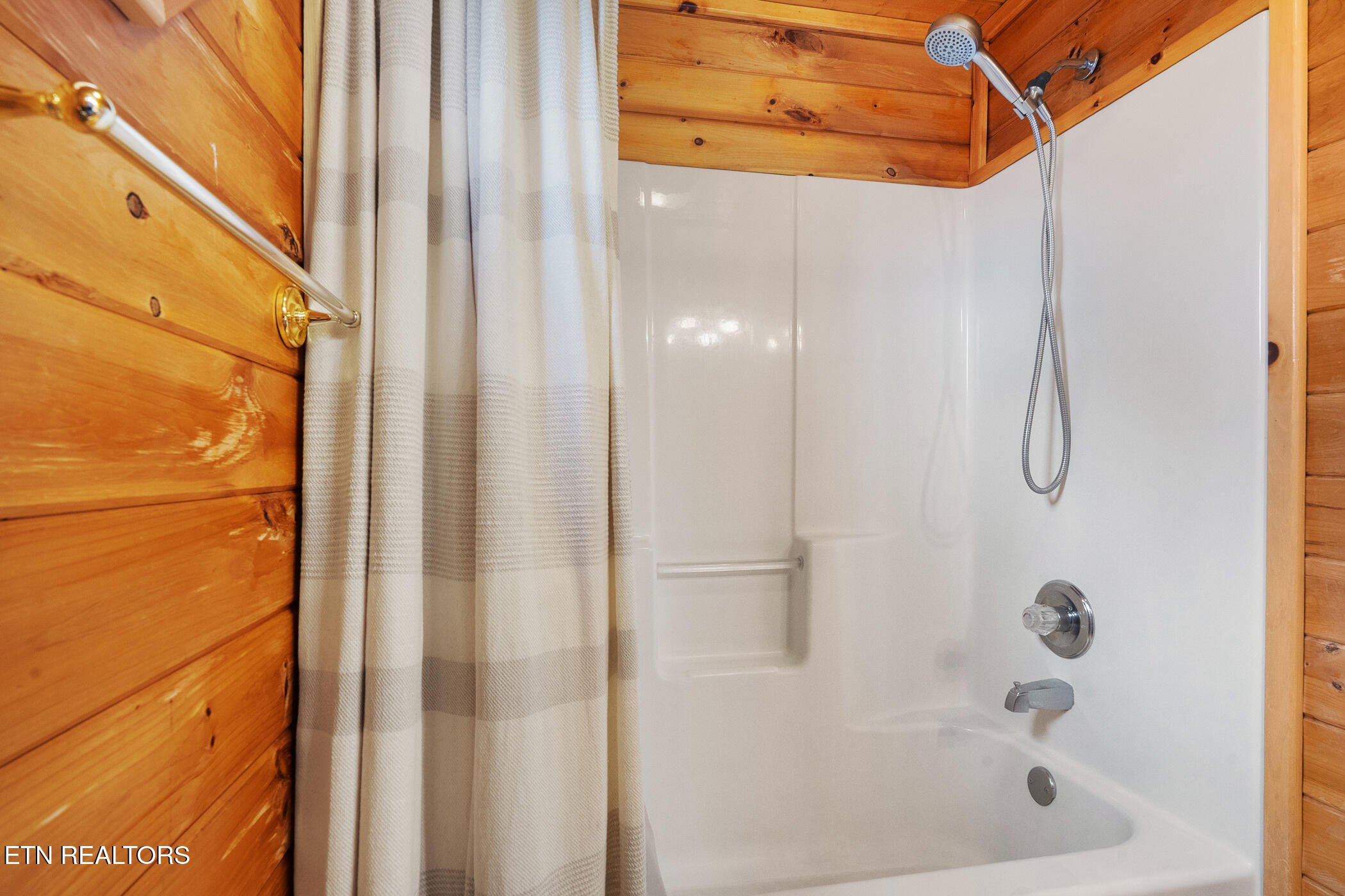 3175 Emerald Springs Loop Sevierville TN 37862