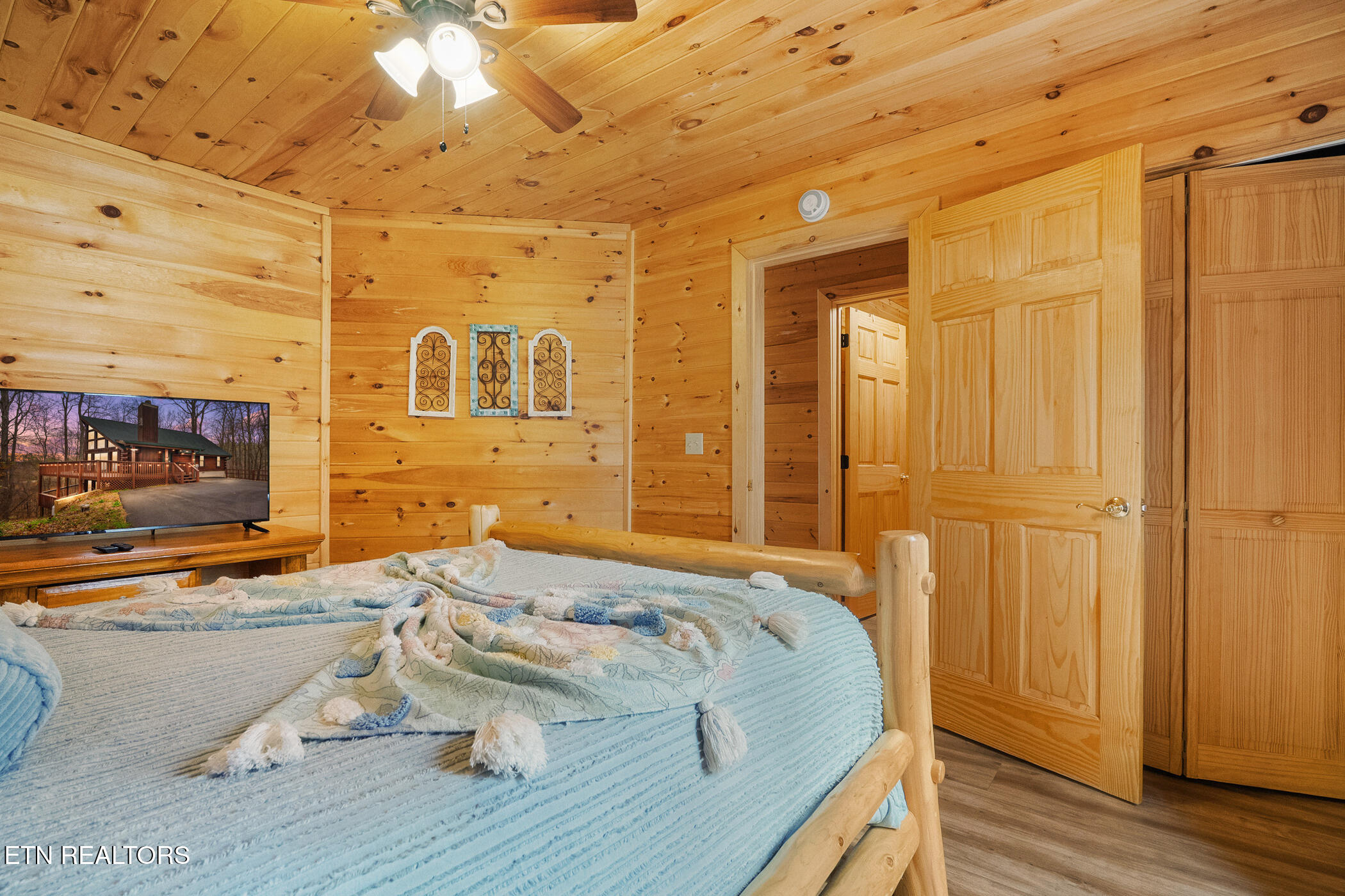 3175 Emerald Springs Loop Sevierville TN 37862