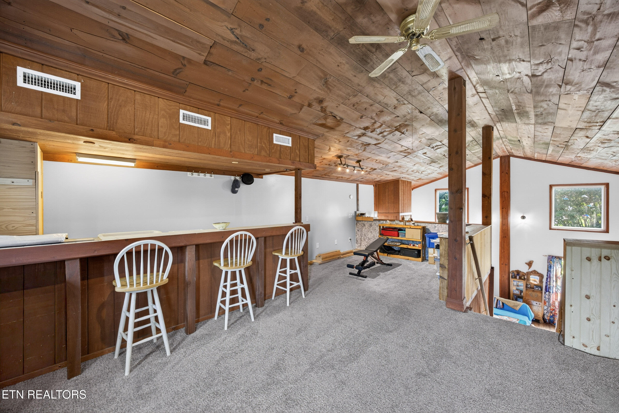 11393 Cookeville Boat Dock Road Baxter TN 38544