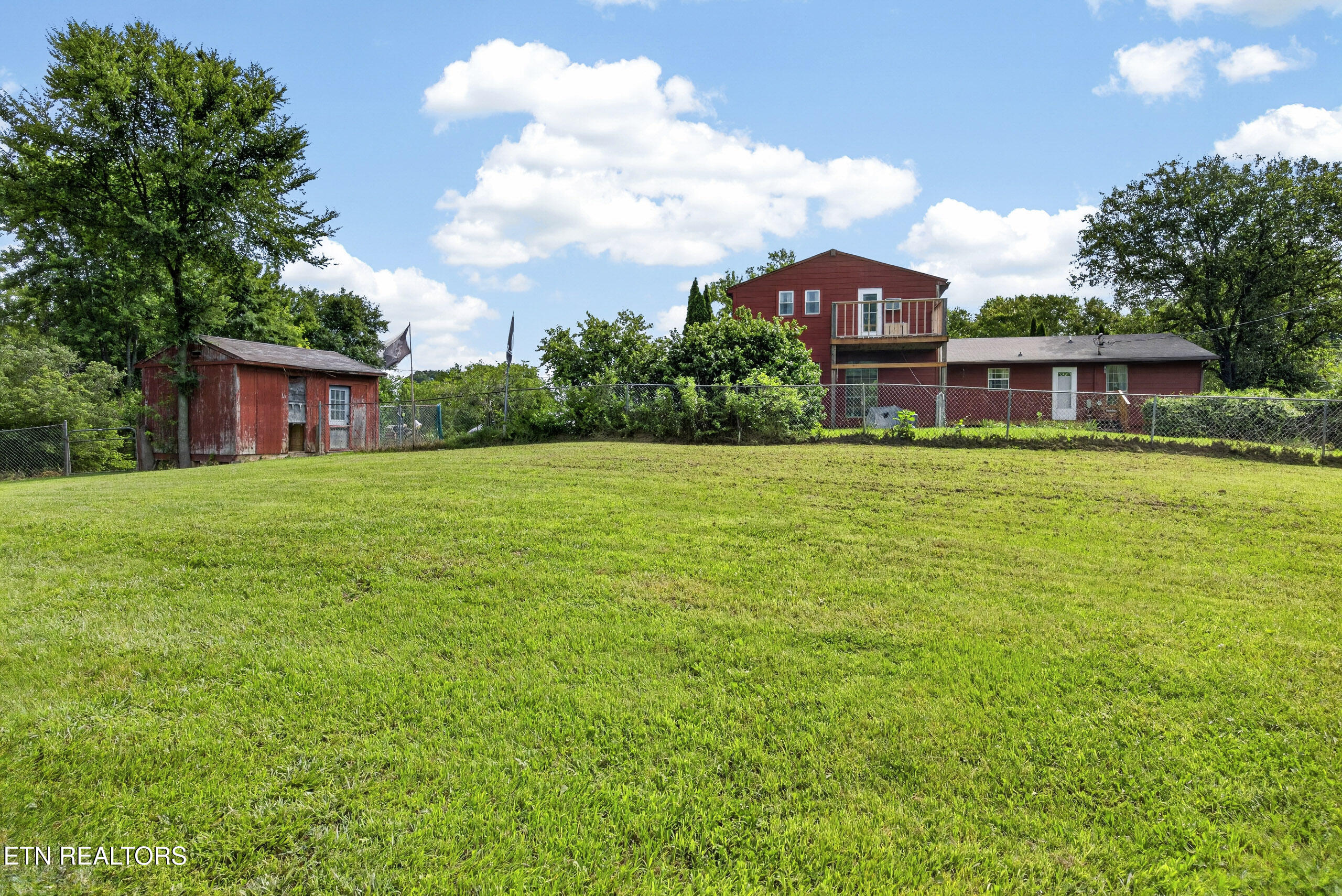 11393 Cookeville Boat Dock Road Baxter TN 38544