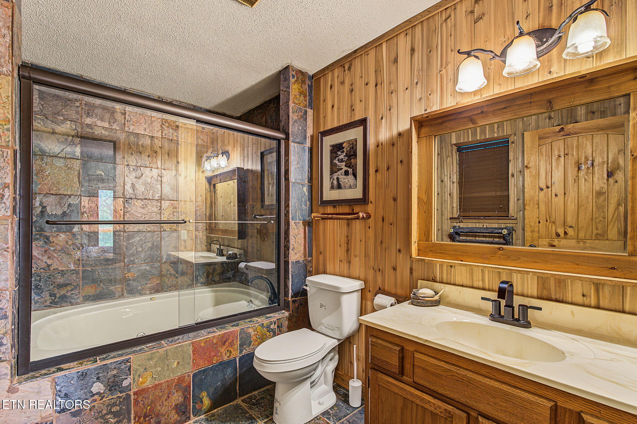 4222 Fox Hunters Lane Sevierville TN 37876