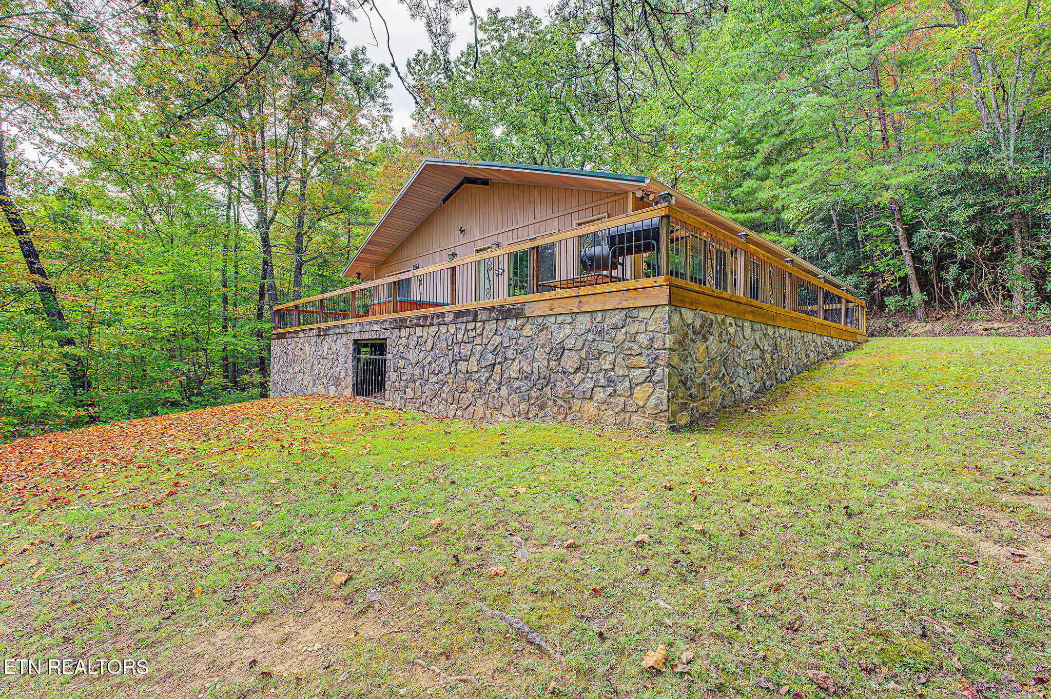 4222 Fox Hunters Lane Sevierville TN 37876