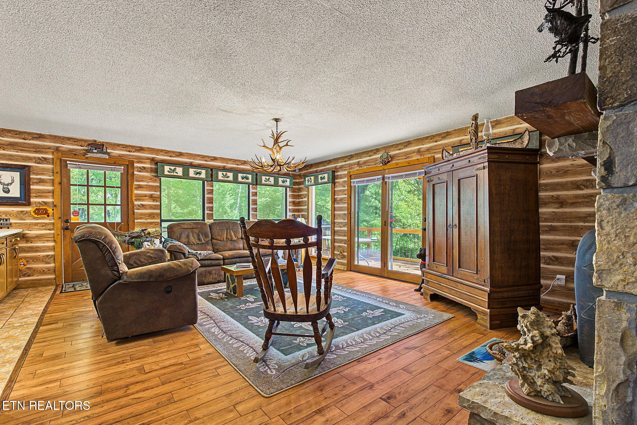 4222 Fox Hunters Lane Sevierville TN 37876