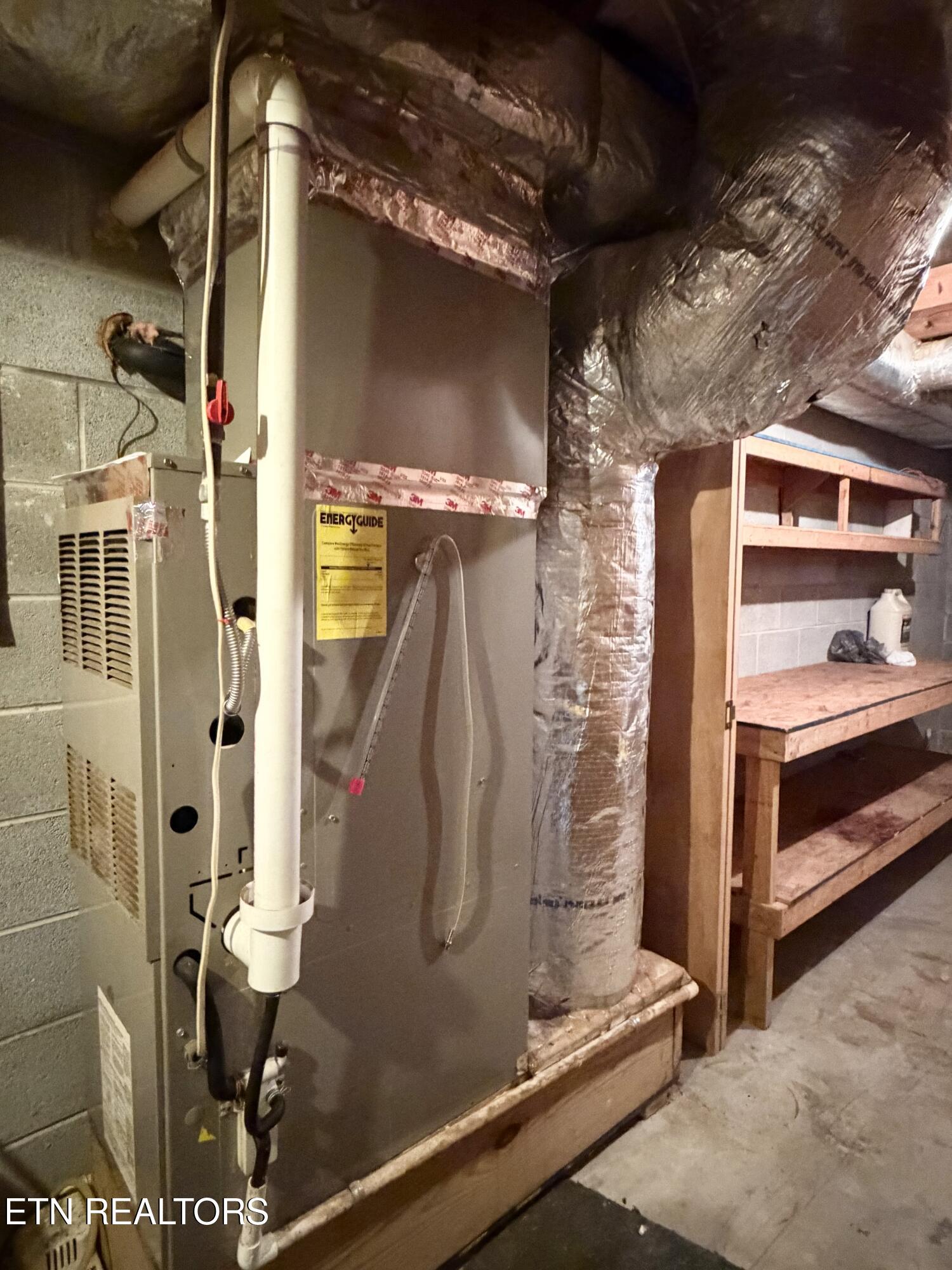 840 Butter And Egg Road Jacksboro TN 37757