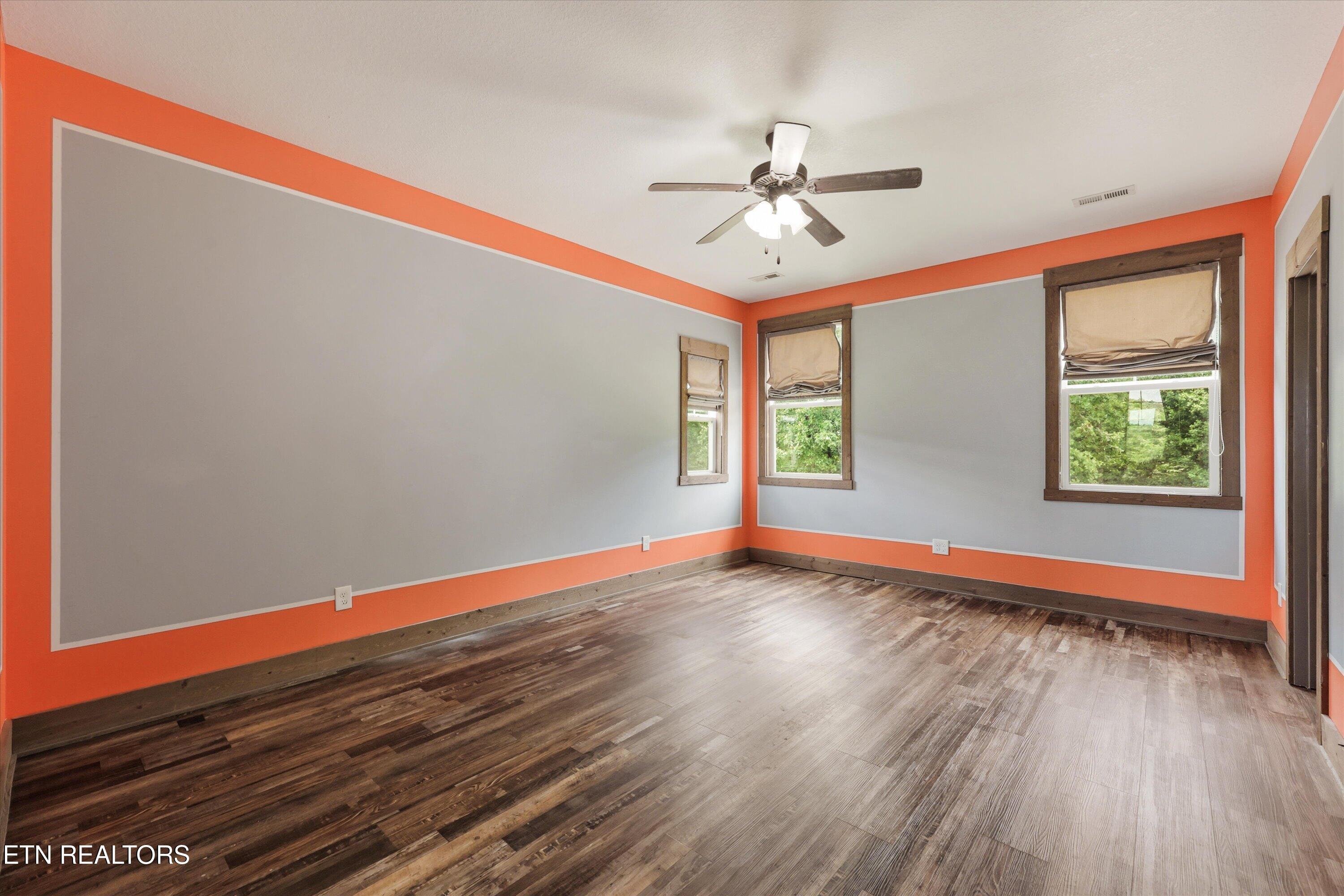 5137 White Wing Road Lenoir City TN 37771