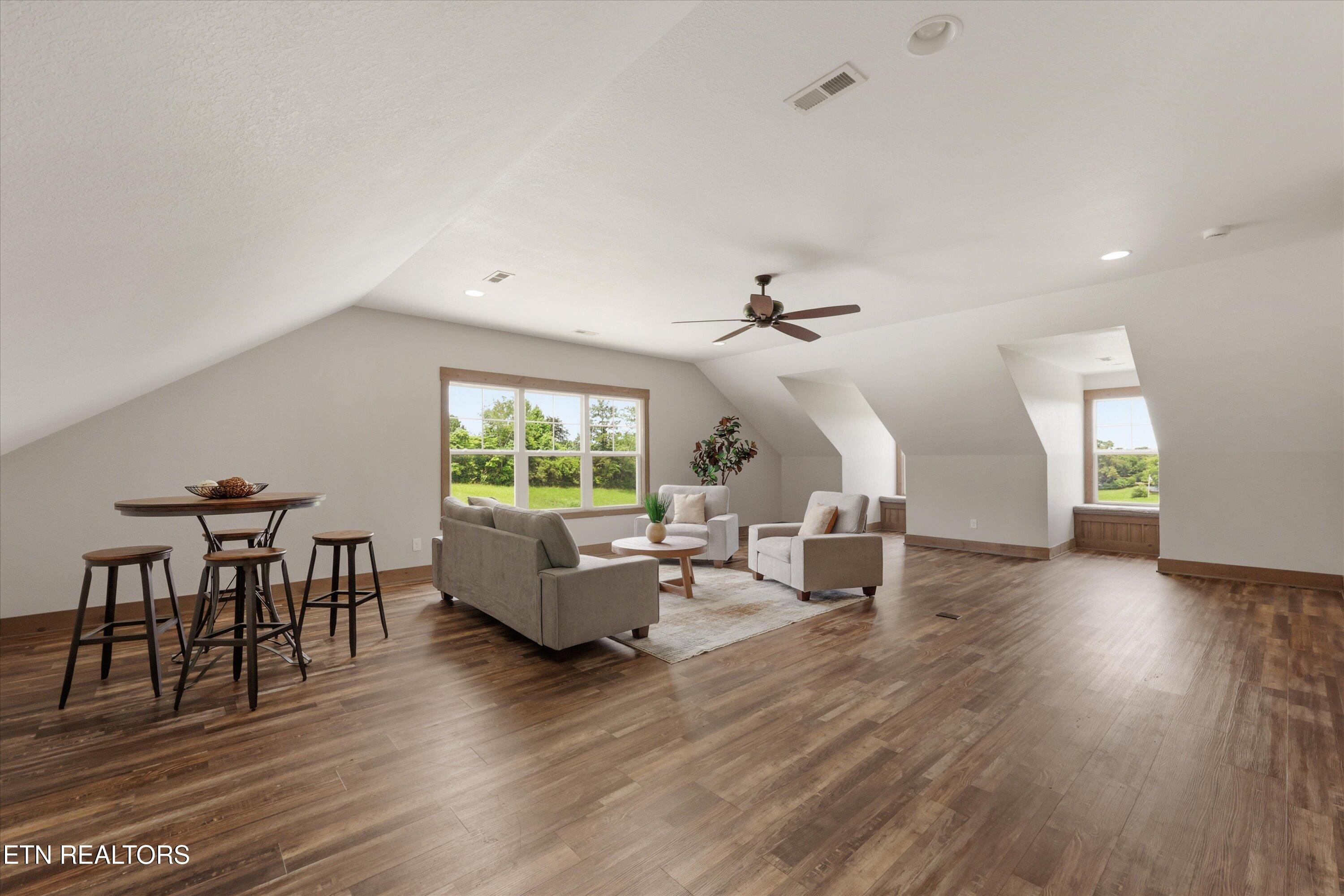 5137 White Wing Road Lenoir City TN 37771