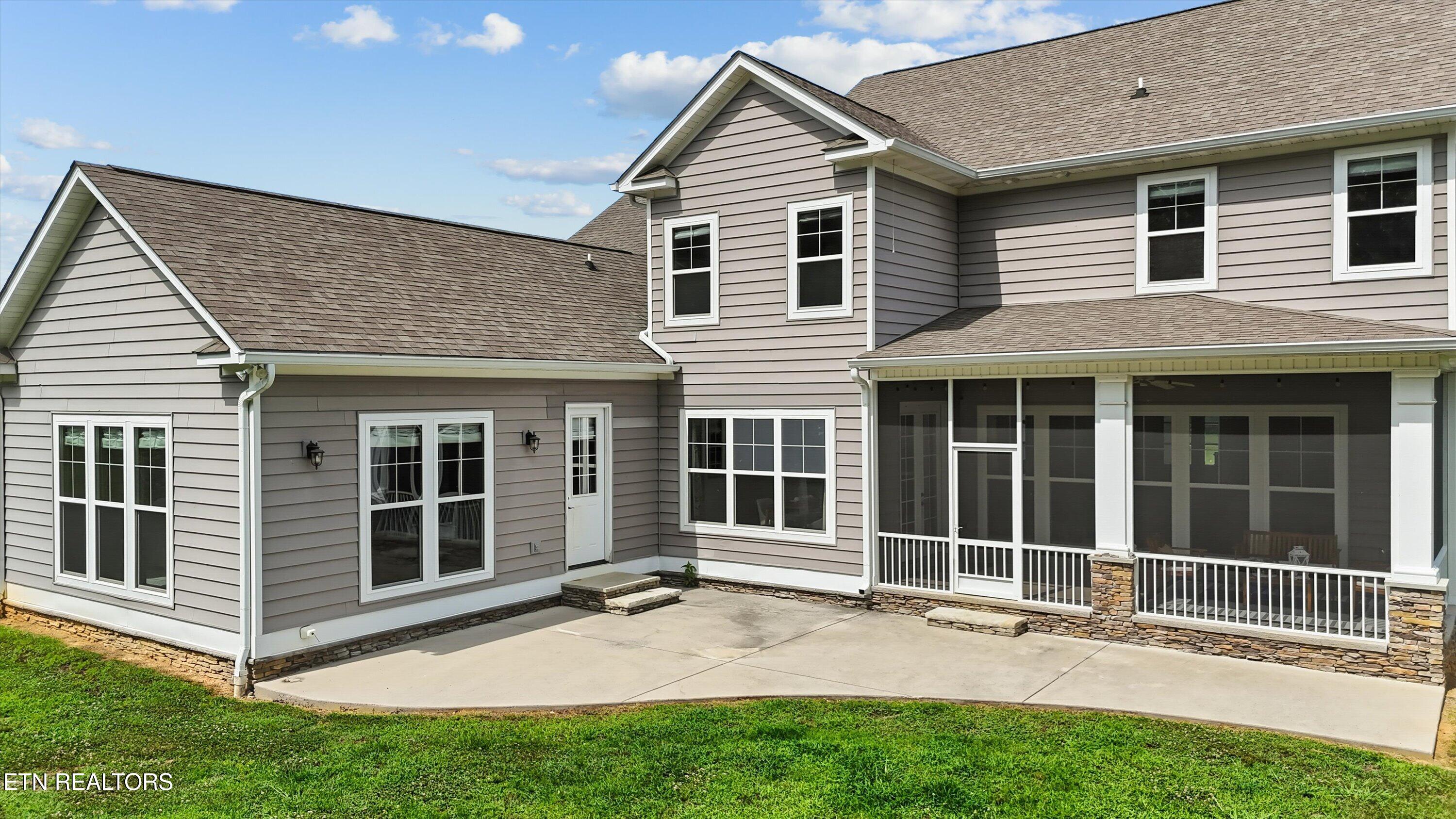 5137 White Wing Road Lenoir City TN 37771