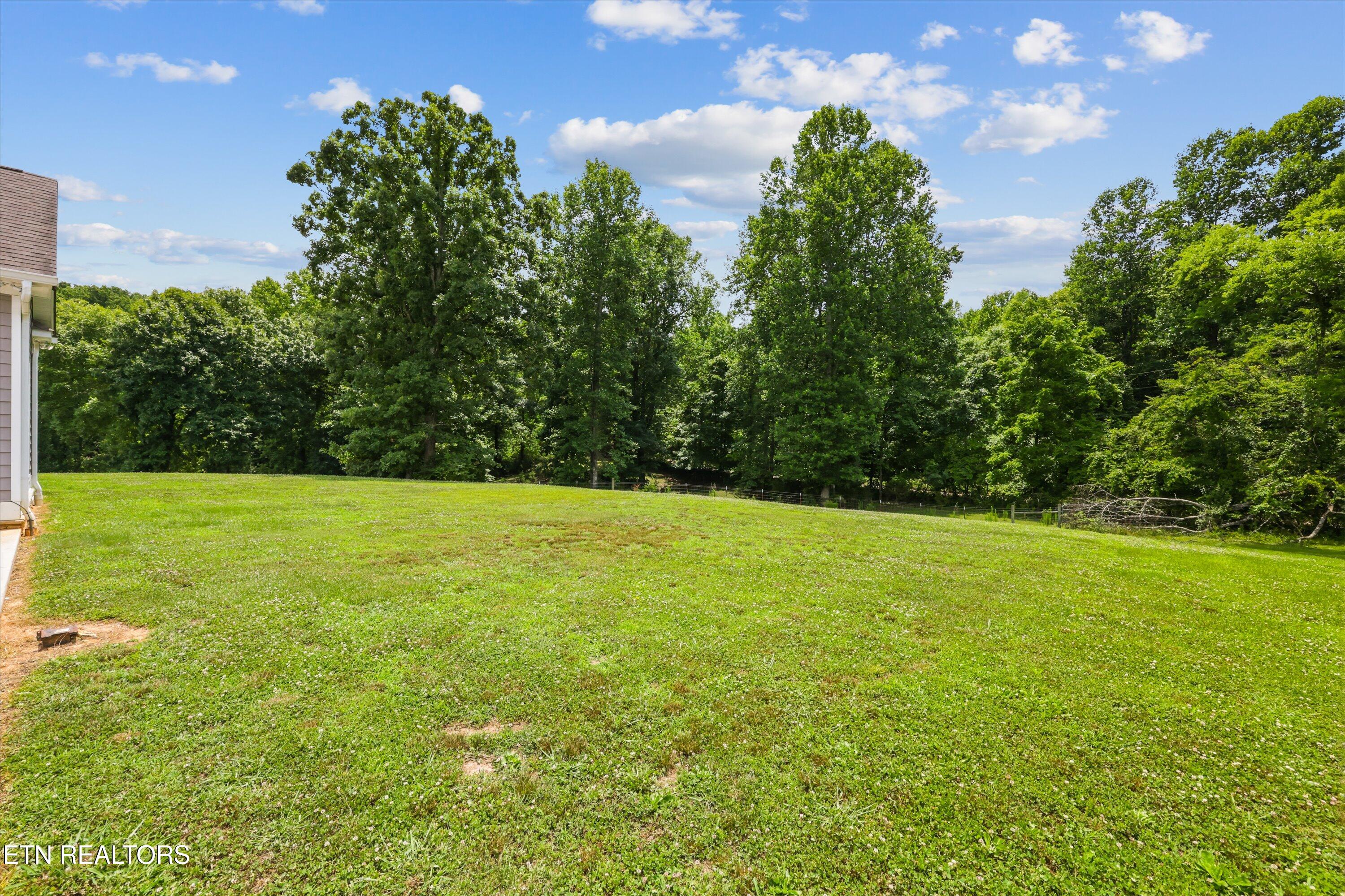 5137 White Wing Road Lenoir City TN 37771