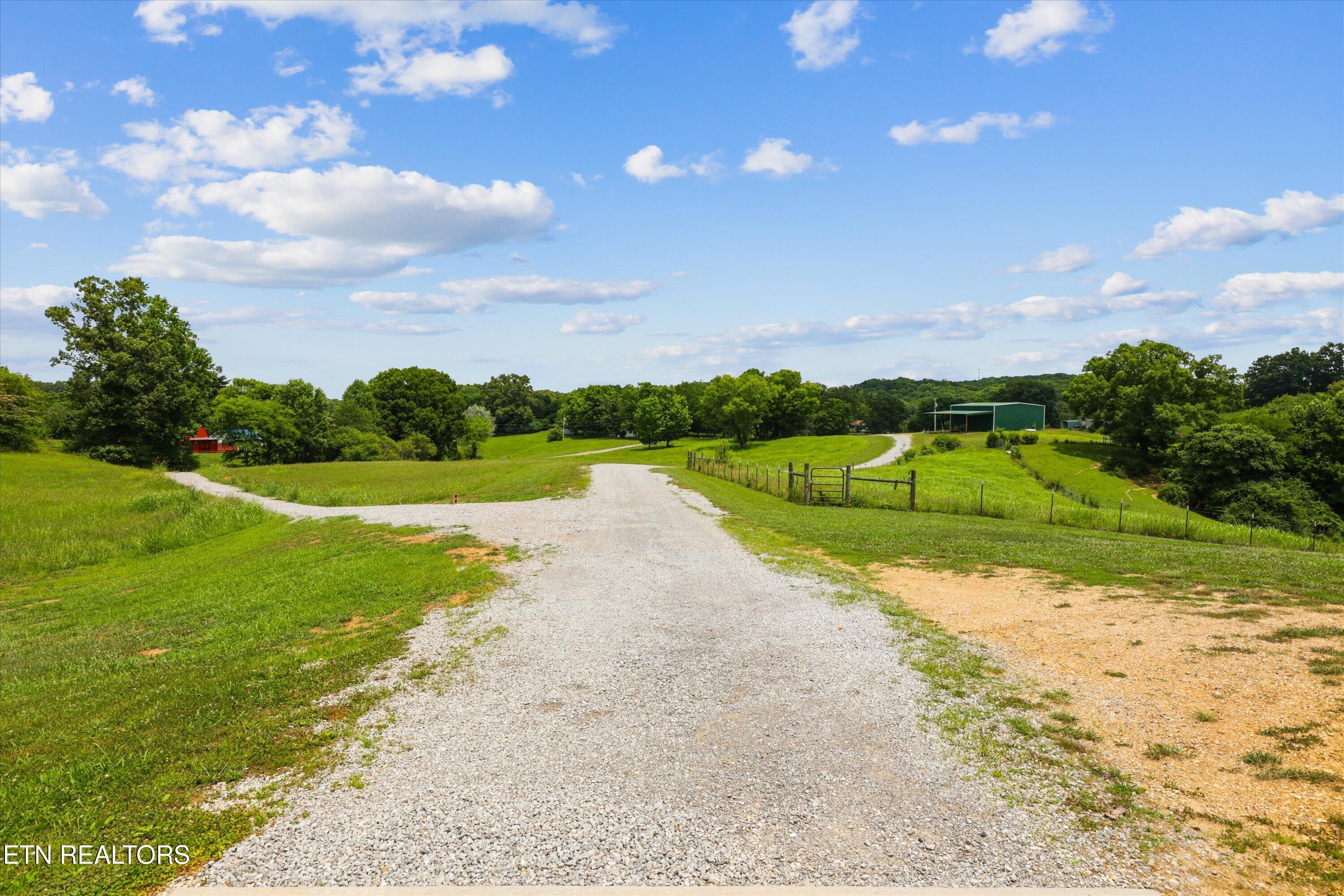 5137 White Wing Road Lenoir City TN 37771