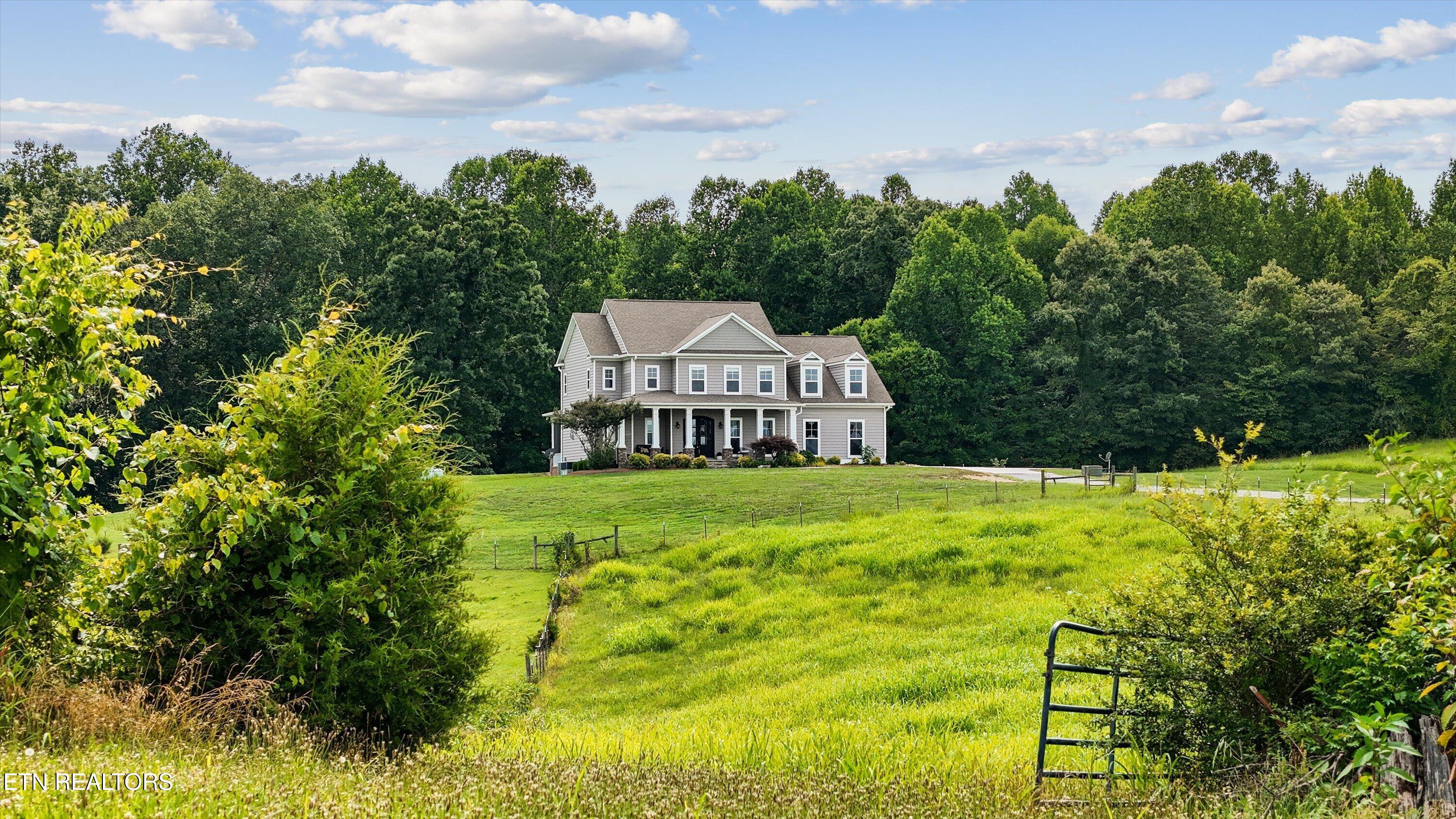 5137 White Wing Road Lenoir City TN 37771
