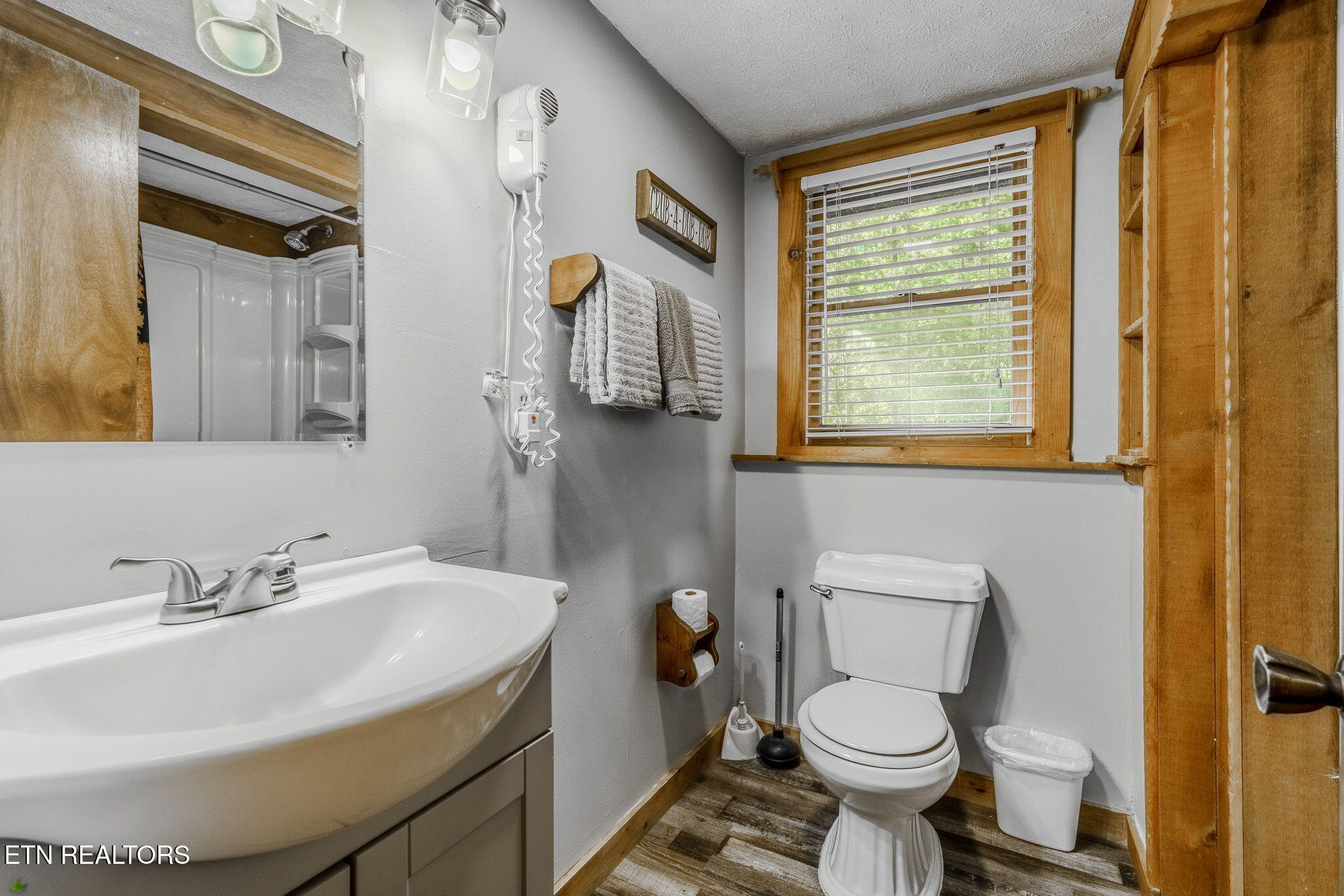 2323 Summer Lane Sevierville TN 37876