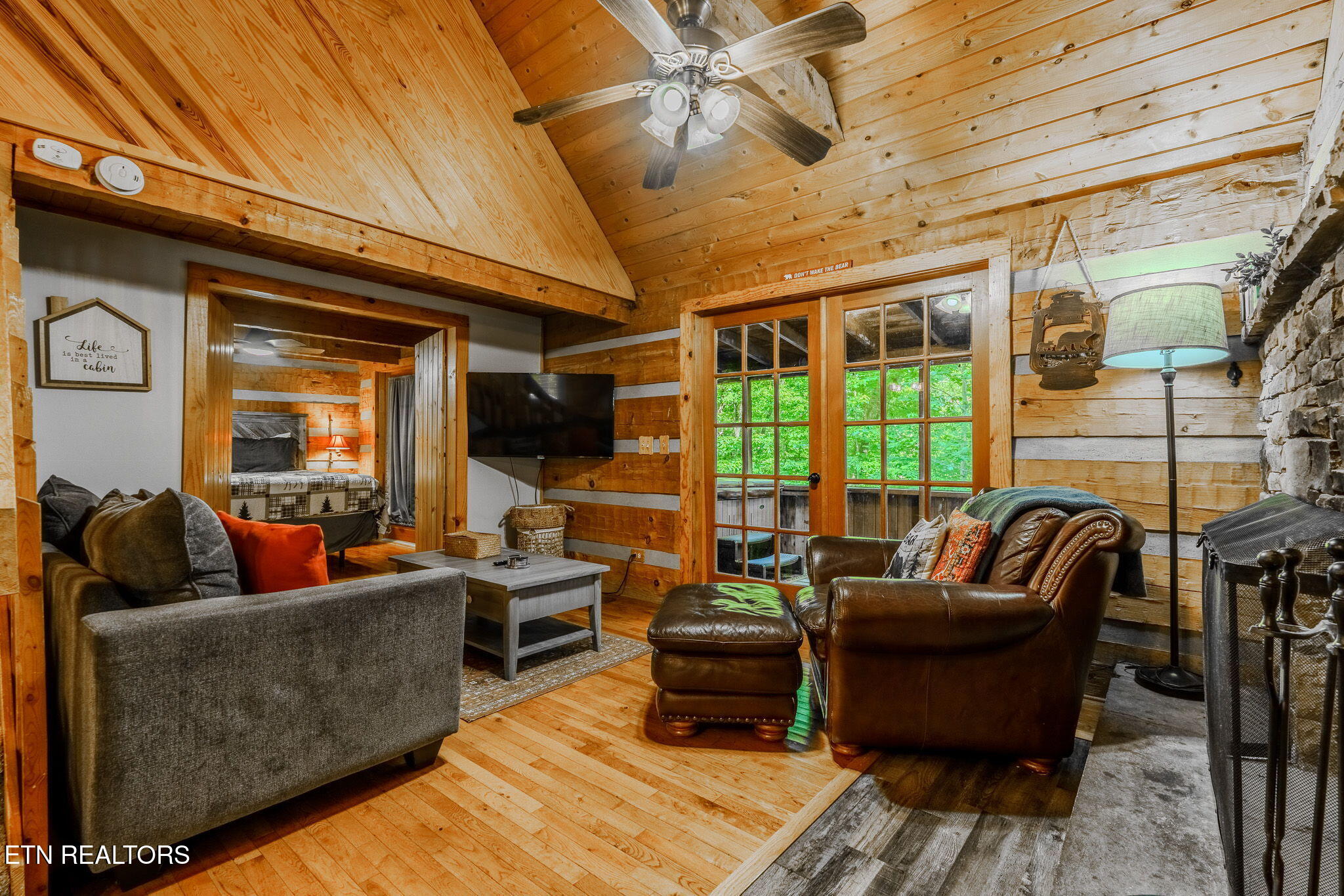 2323 Summer Lane Sevierville TN 37876