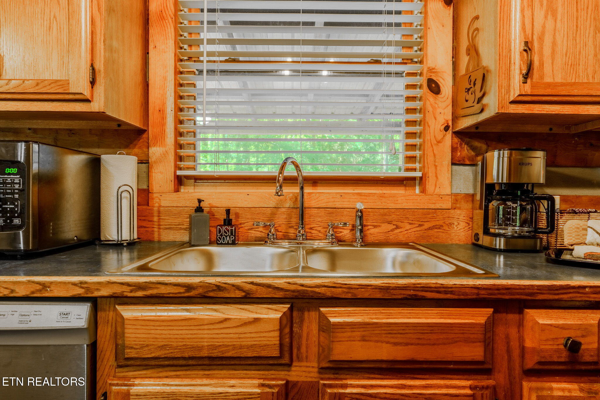 2323 Summer Lane Sevierville TN 37876