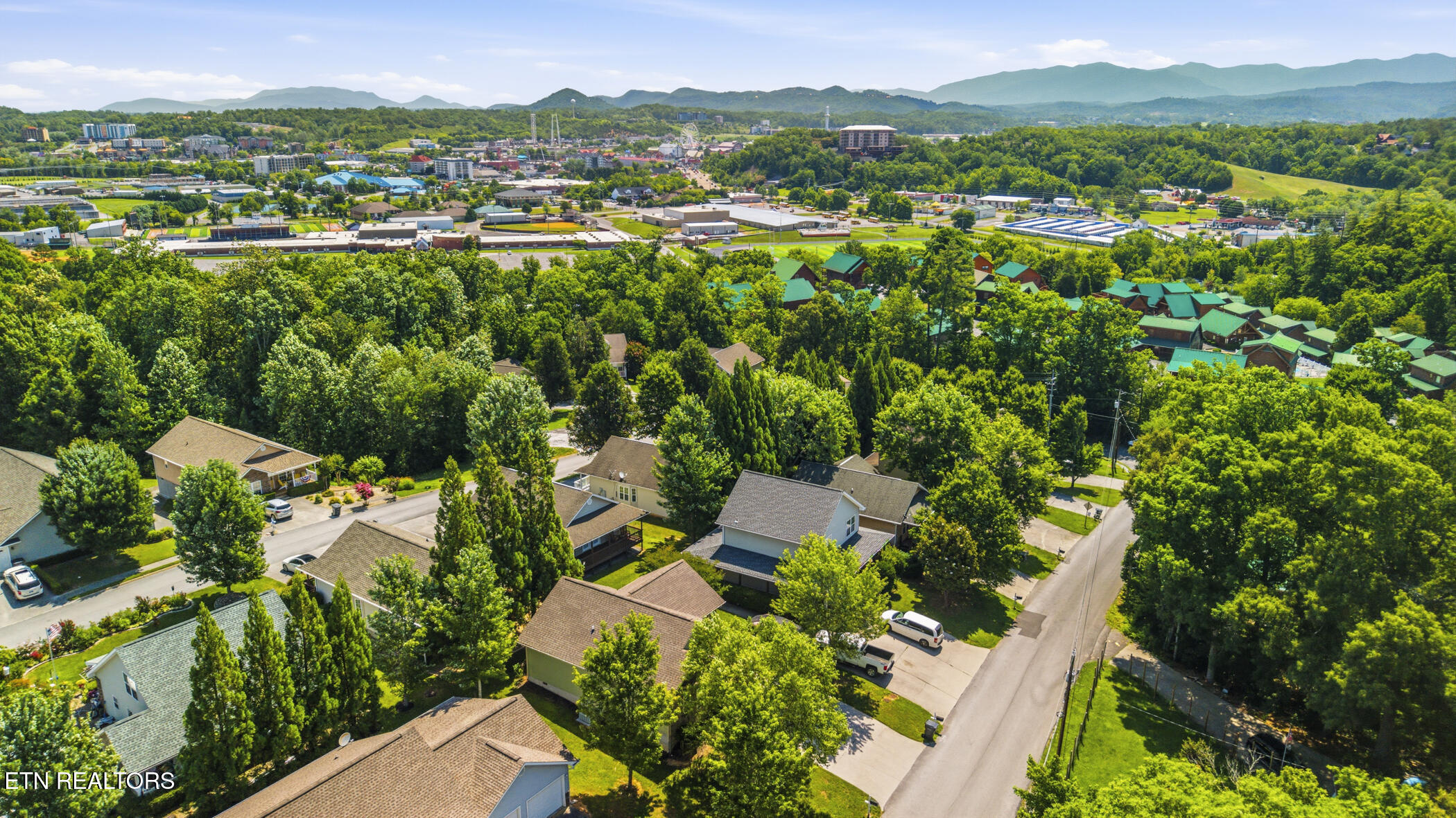 650 Lloyd Huskey Road Pigeon Forge TN 37863