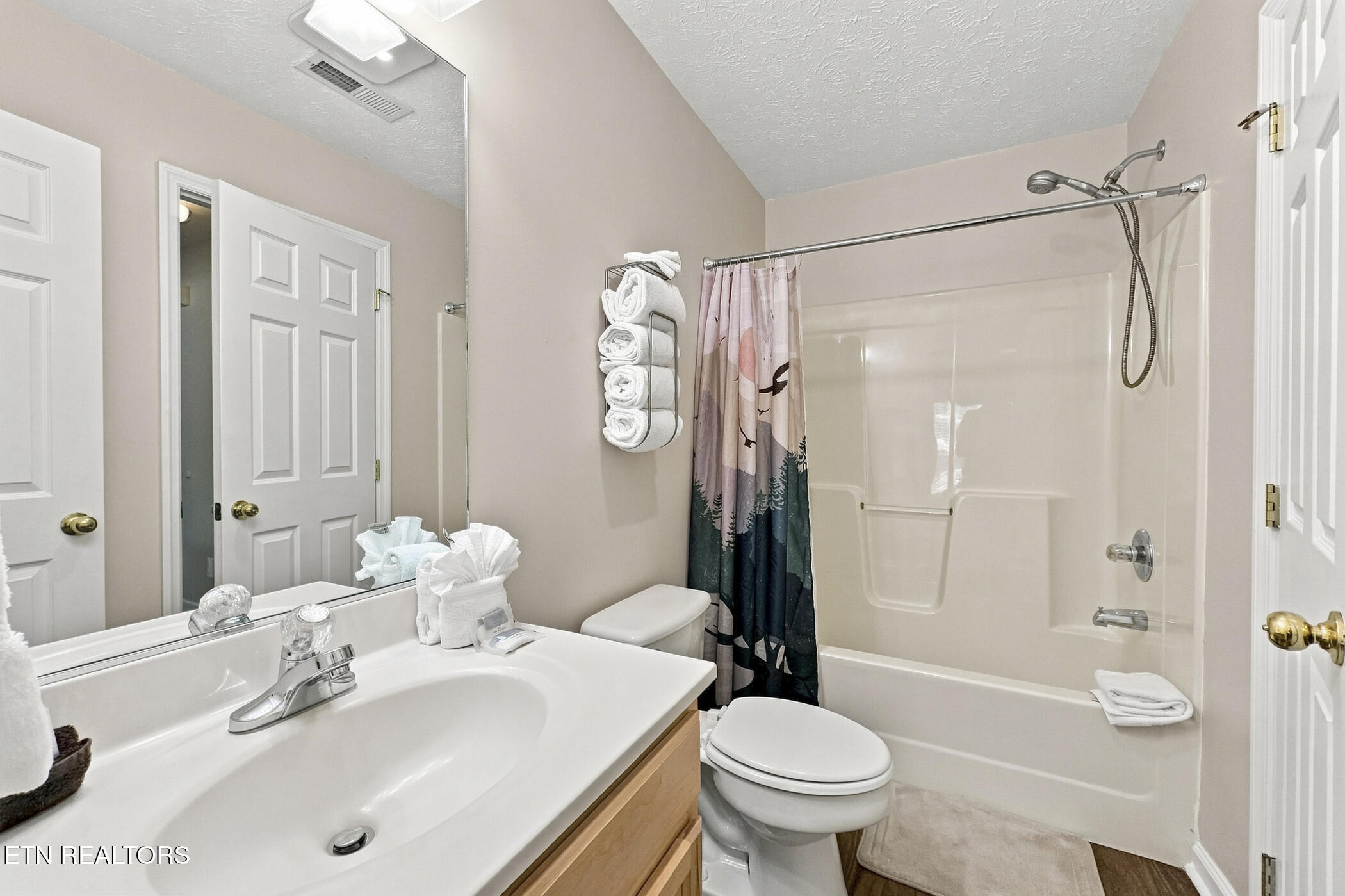 2032 Slippery Rock Circle Pigeon Forge TN 37862