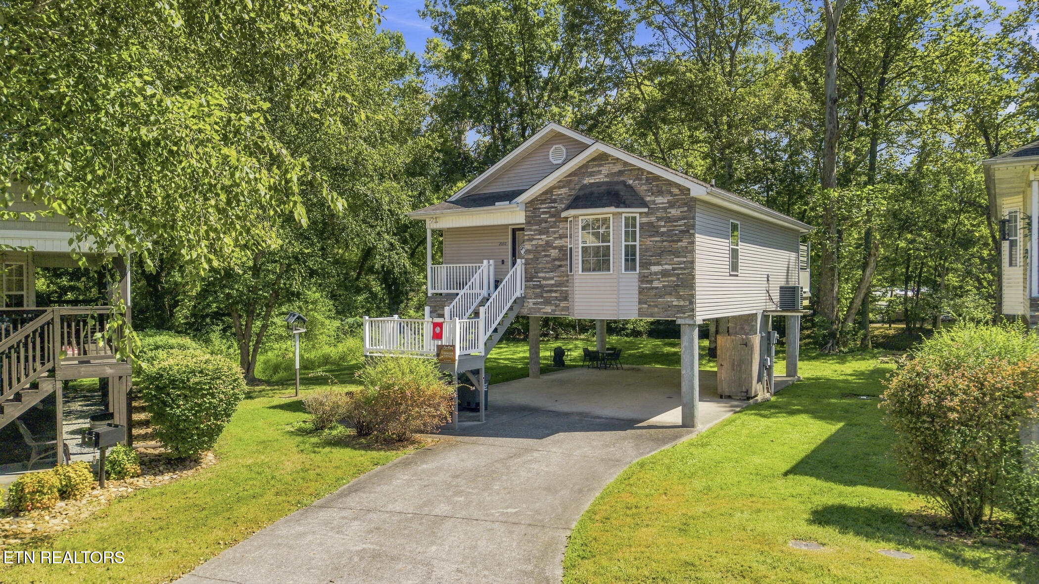 2032 Slippery Rock Circle Pigeon Forge TN 37862