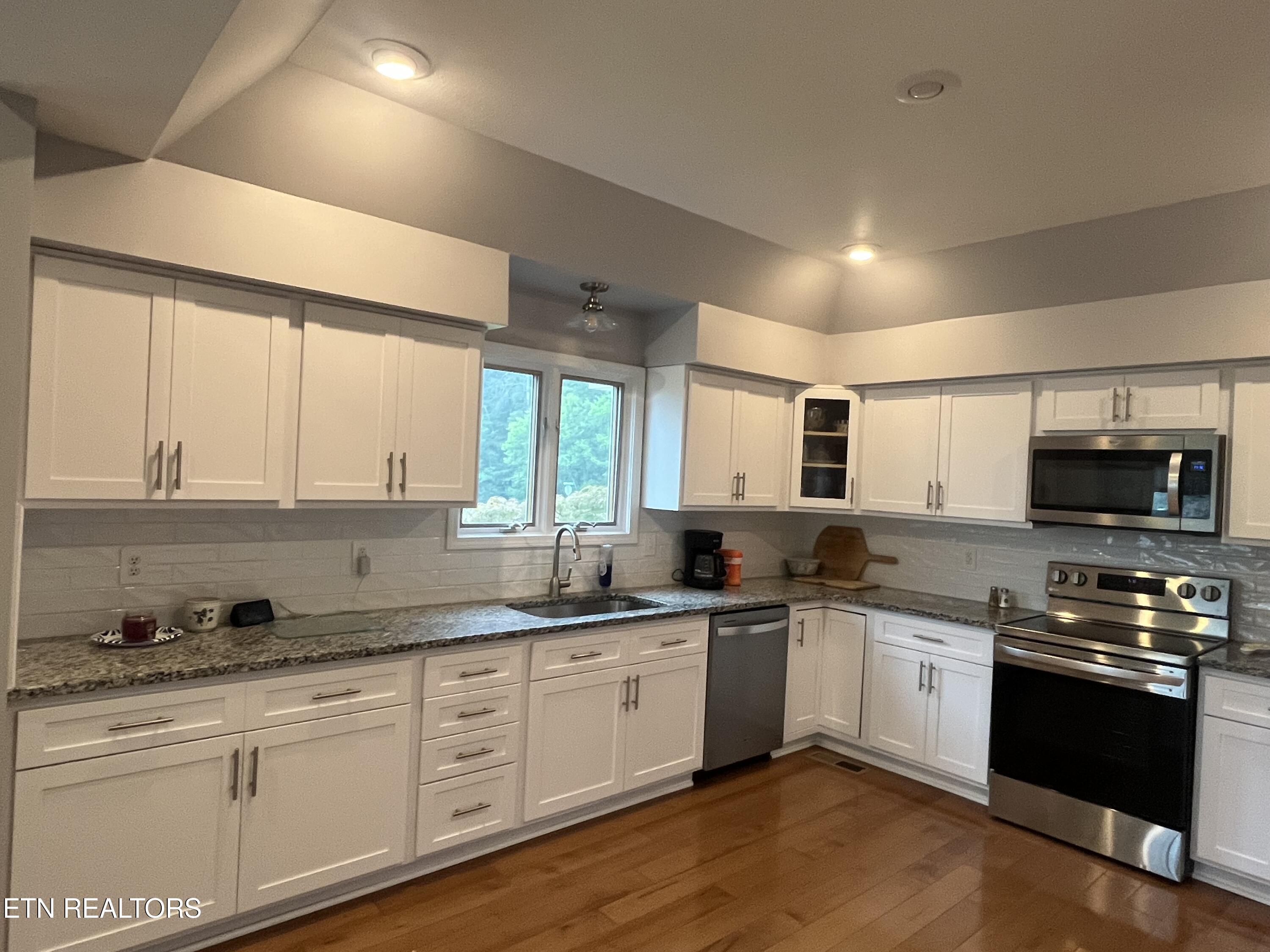 102 Brae Court Maryville TN 37801
