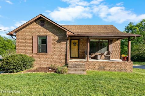 939 Fowler Street Clinton TN 37716