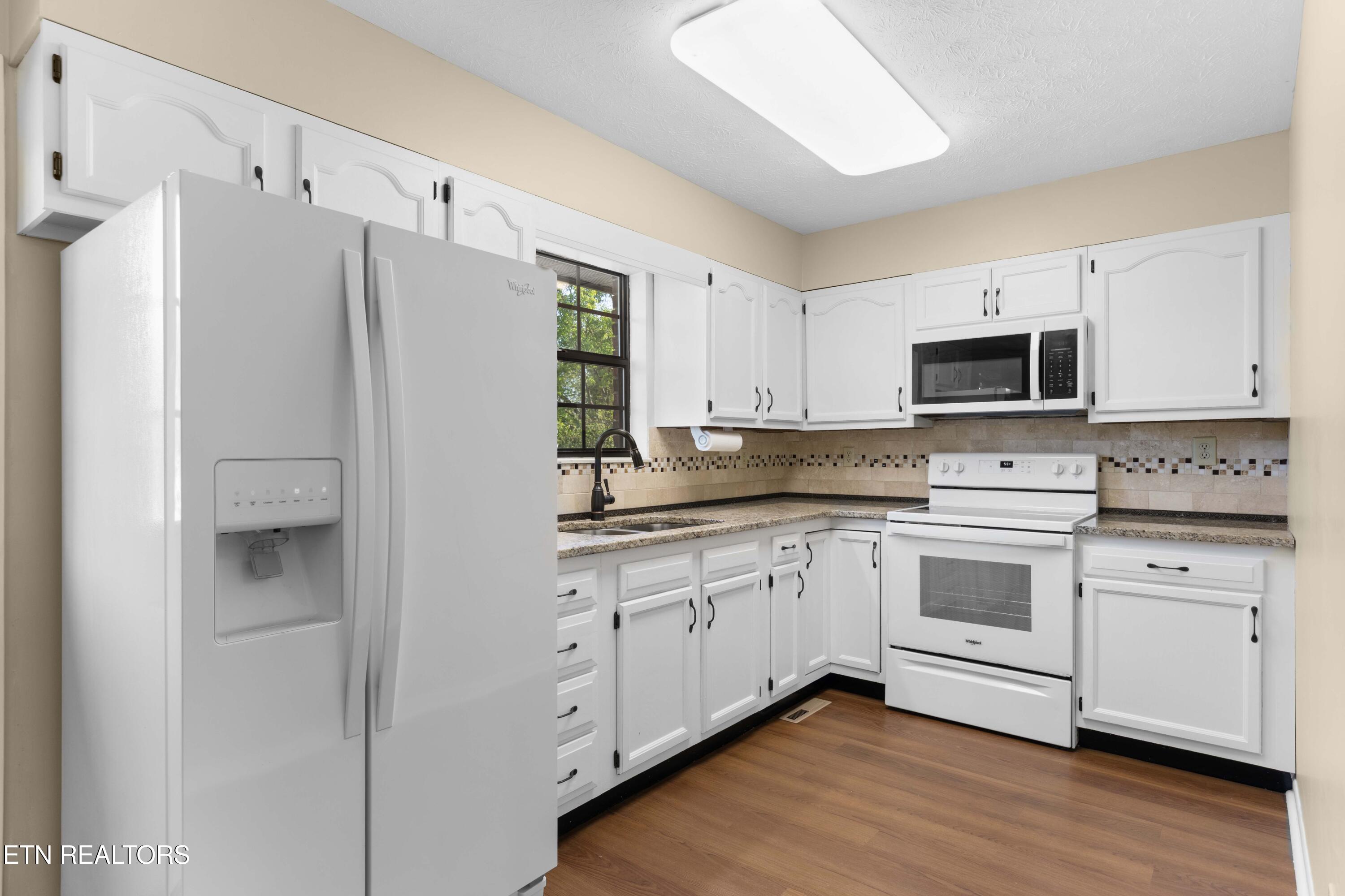 939 Fowler Street Clinton TN 37716