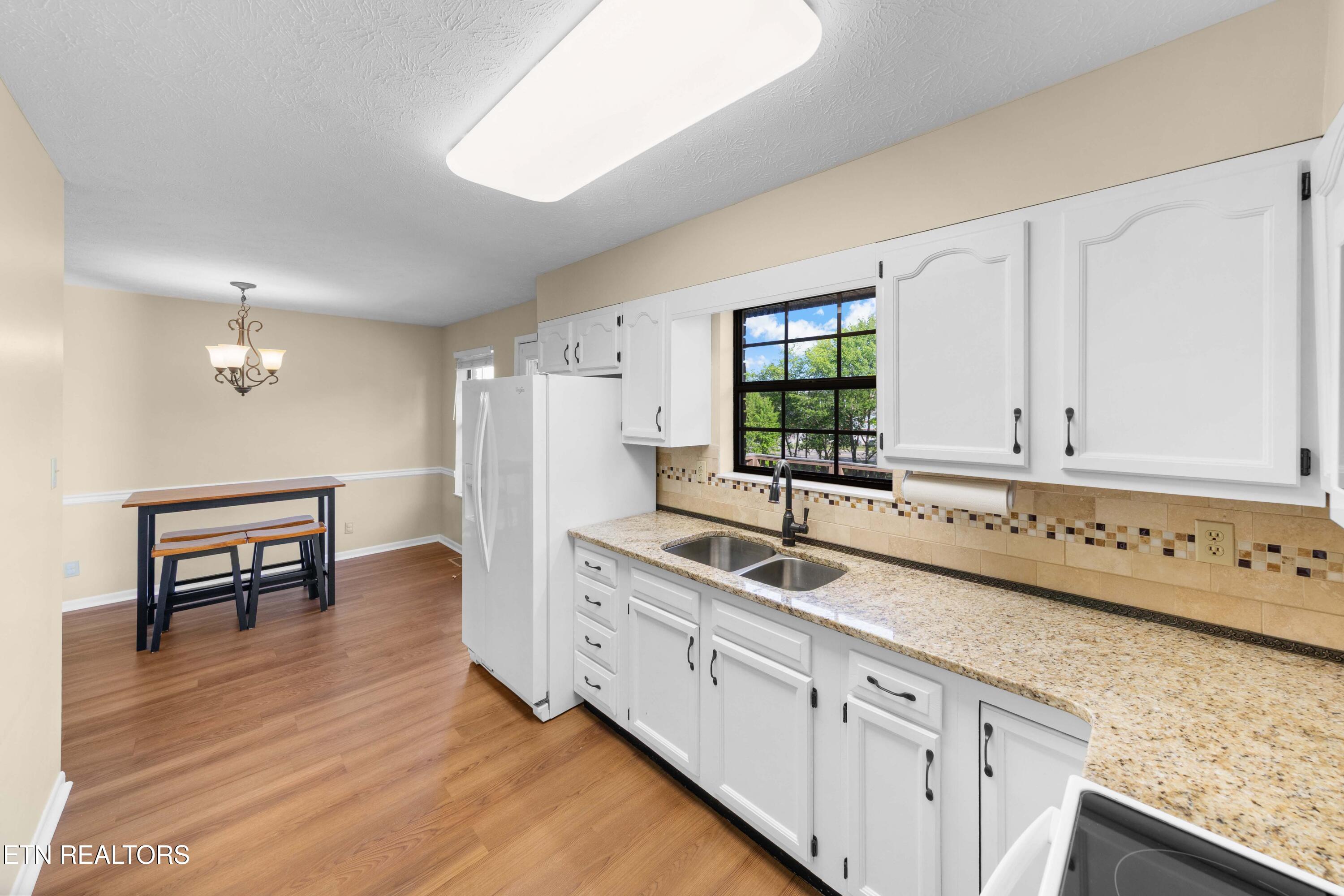 939 Fowler Street Clinton TN 37716