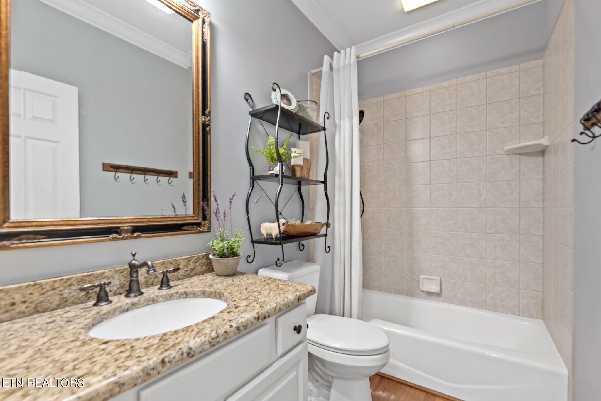 9113 Hailes Abbey Lane Knoxville TN 37922