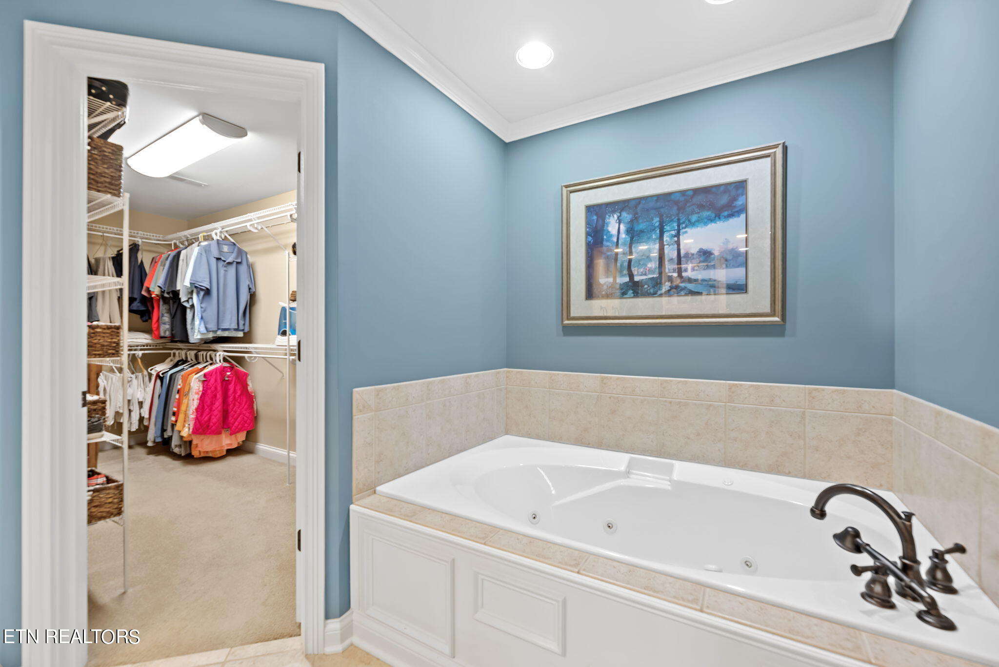 9113 Hailes Abbey Lane Knoxville TN 37922