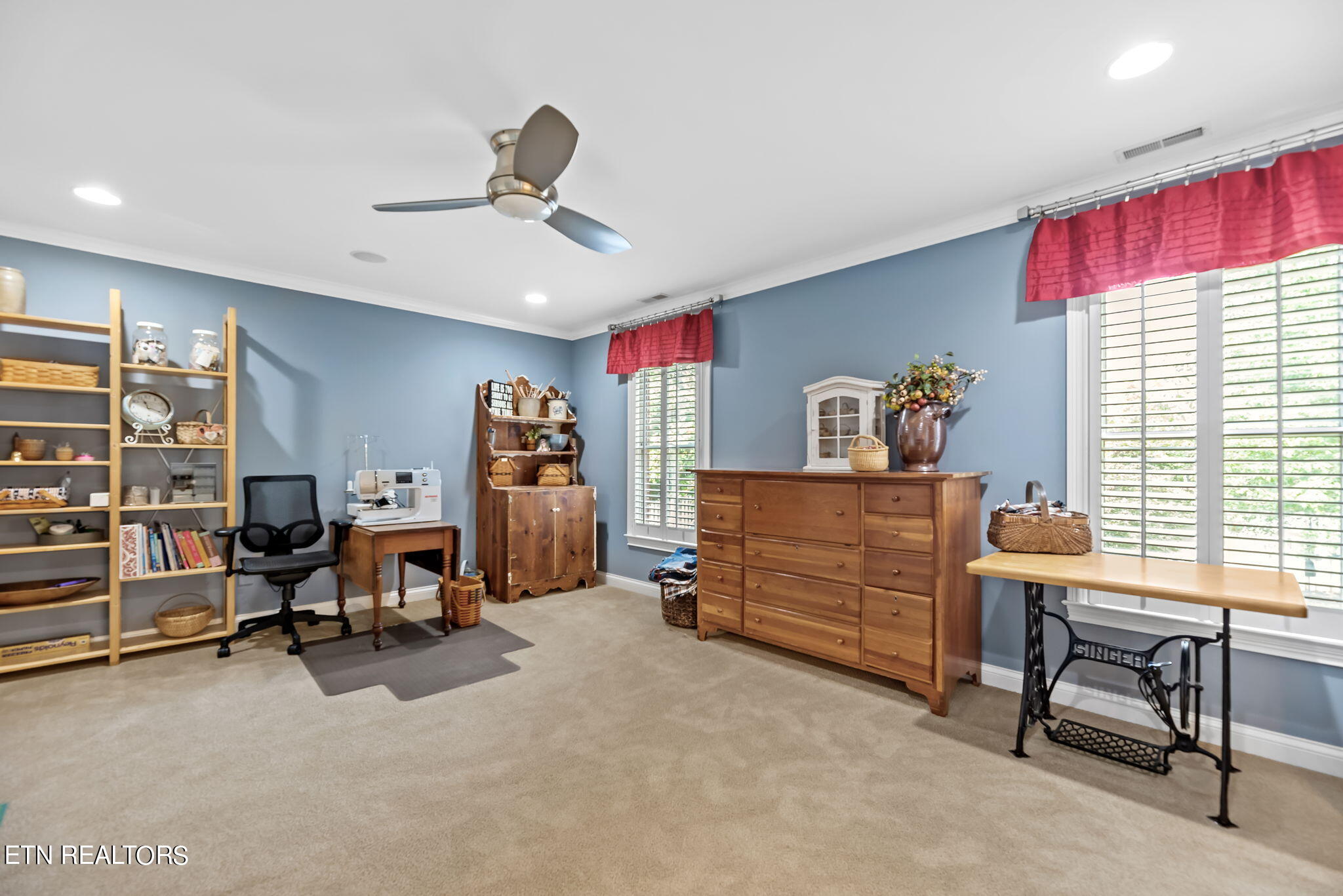 9113 Hailes Abbey Lane Knoxville TN 37922