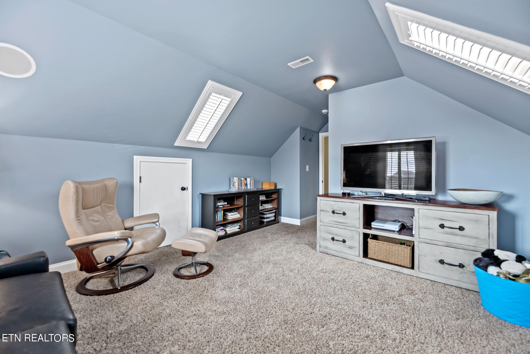 9113 Hailes Abbey Lane Knoxville TN 37922
