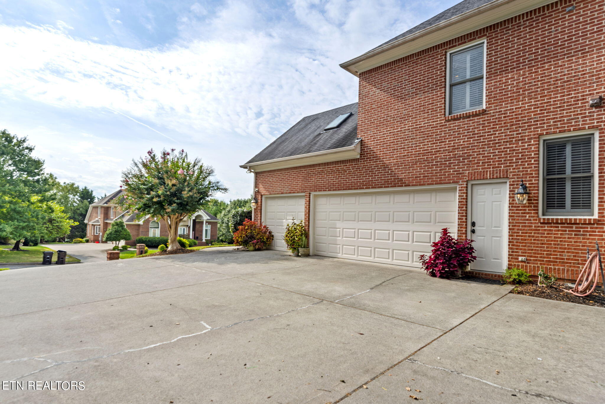 9113 Hailes Abbey Lane Knoxville TN 37922