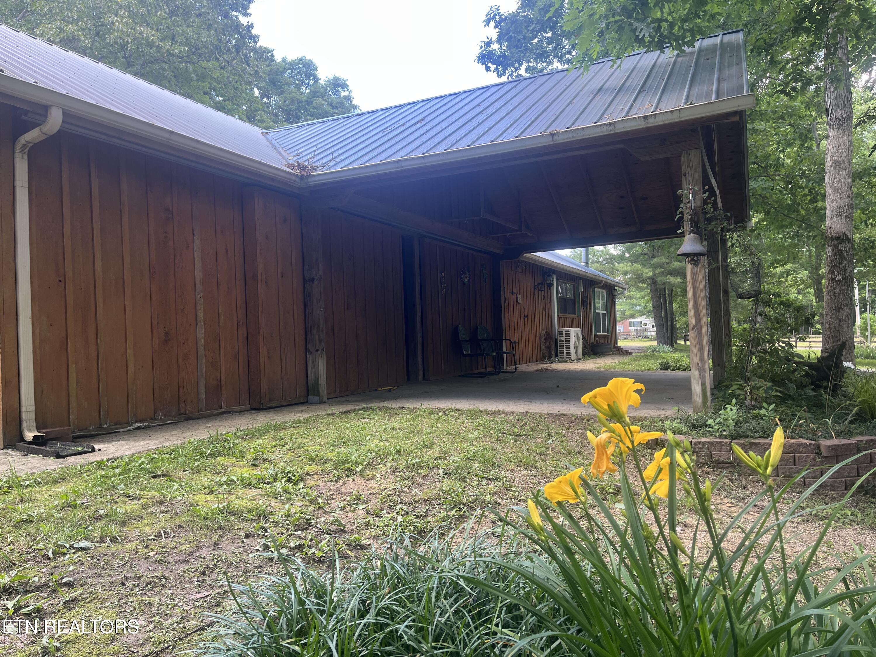 684 Spruce Creek Drive Jamestown TN 38556