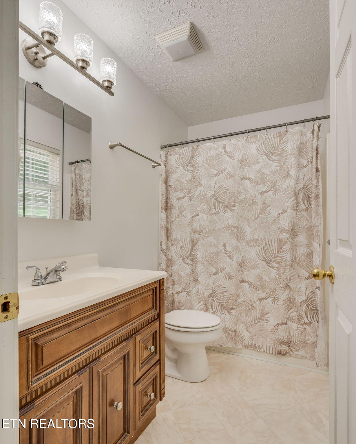 108 Plymouth Greeneville TN 37743