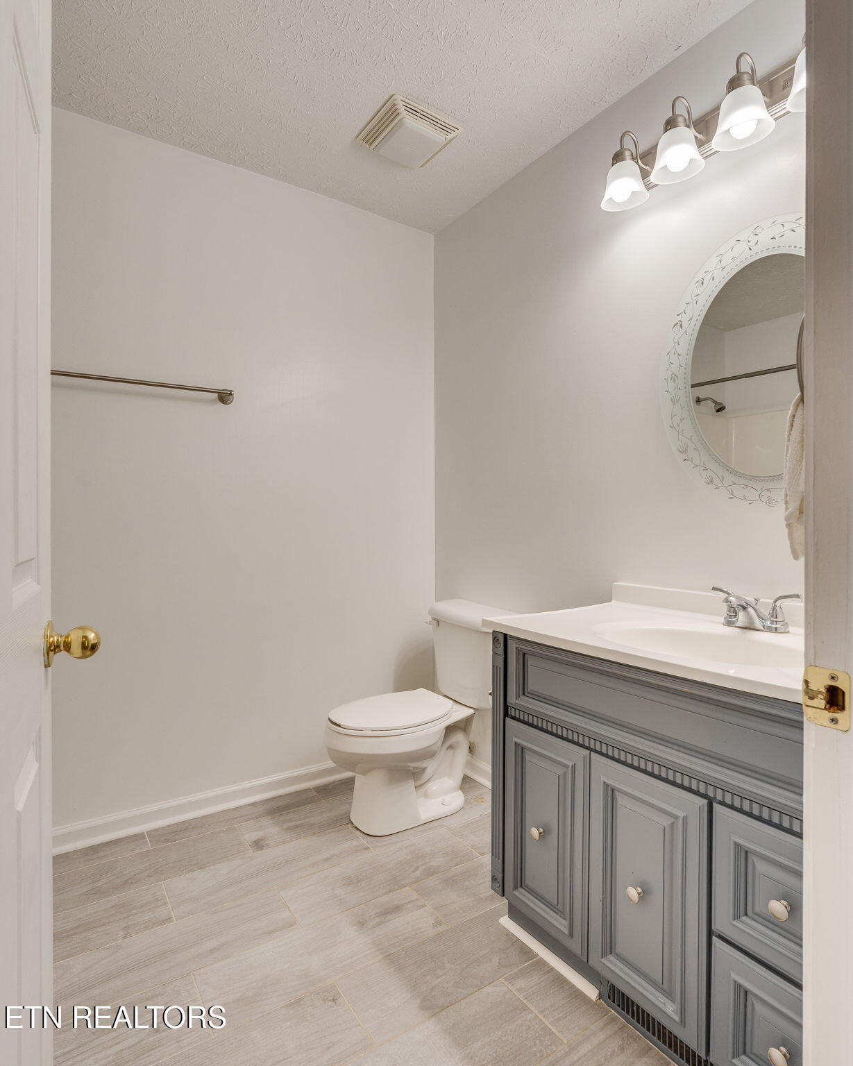 108 Plymouth Greeneville TN 37743