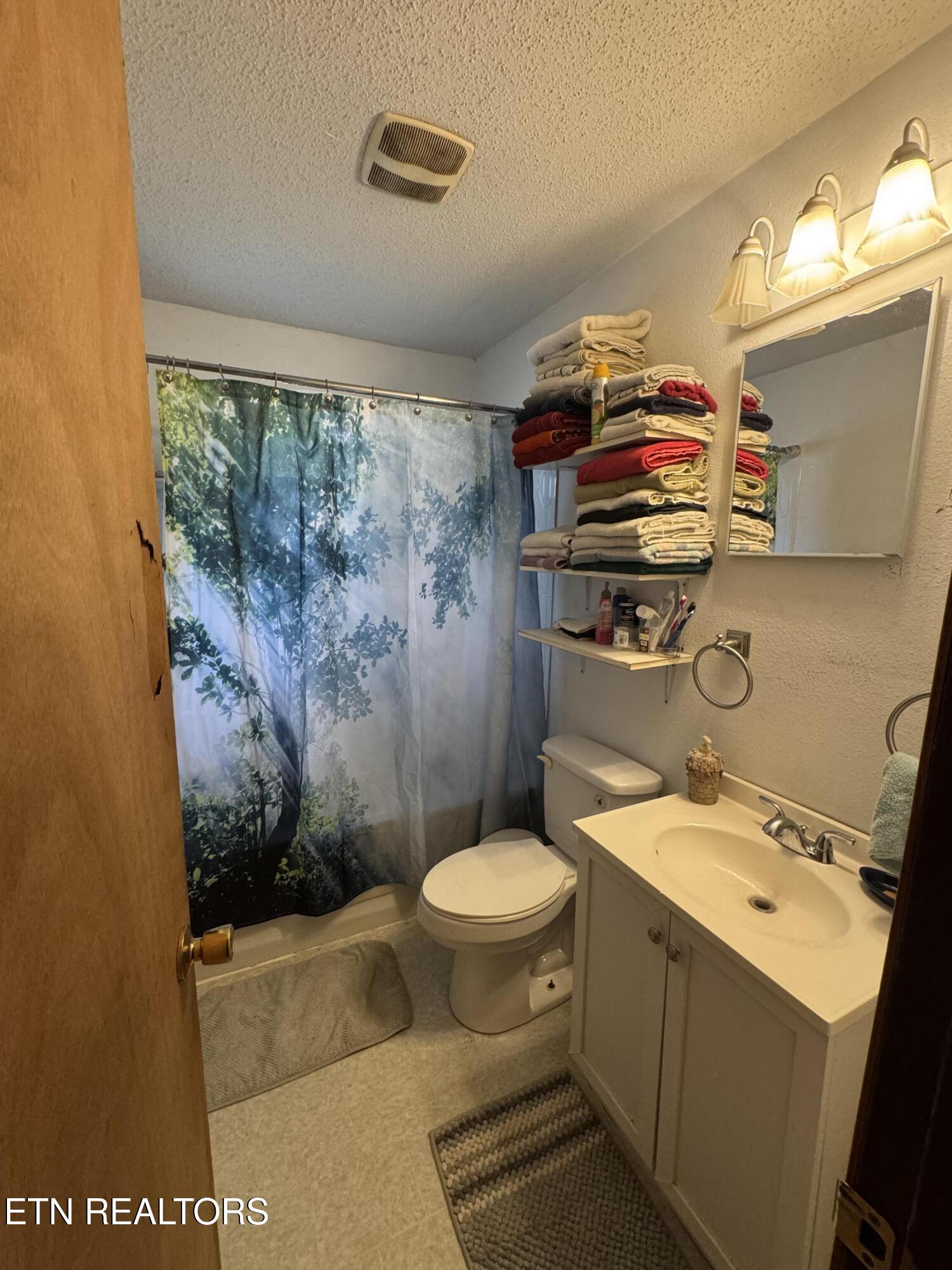 2502 Huntsville Hill Road Helenwood TN 37755