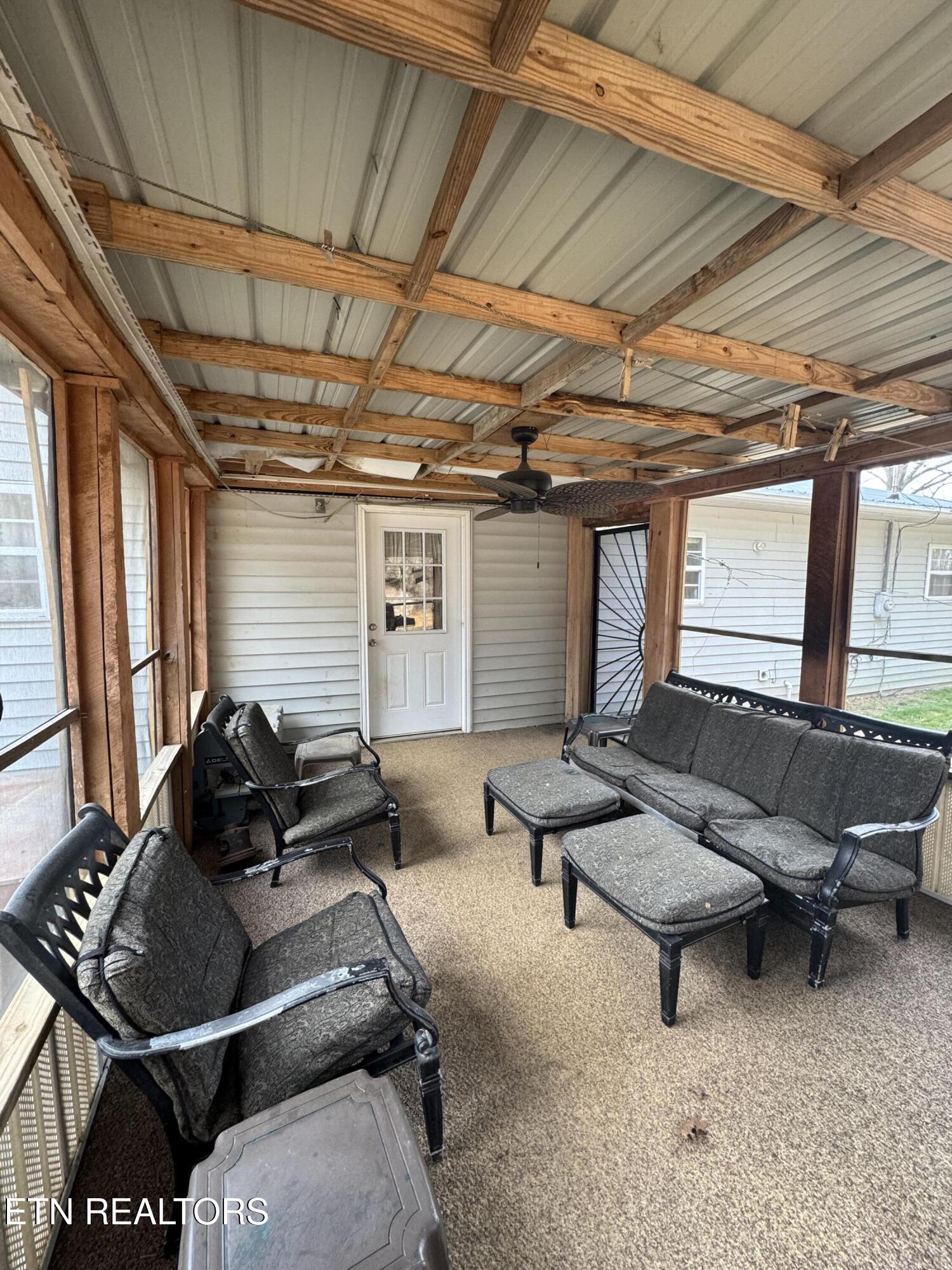 2502 Huntsville Hill Road Helenwood TN 37755