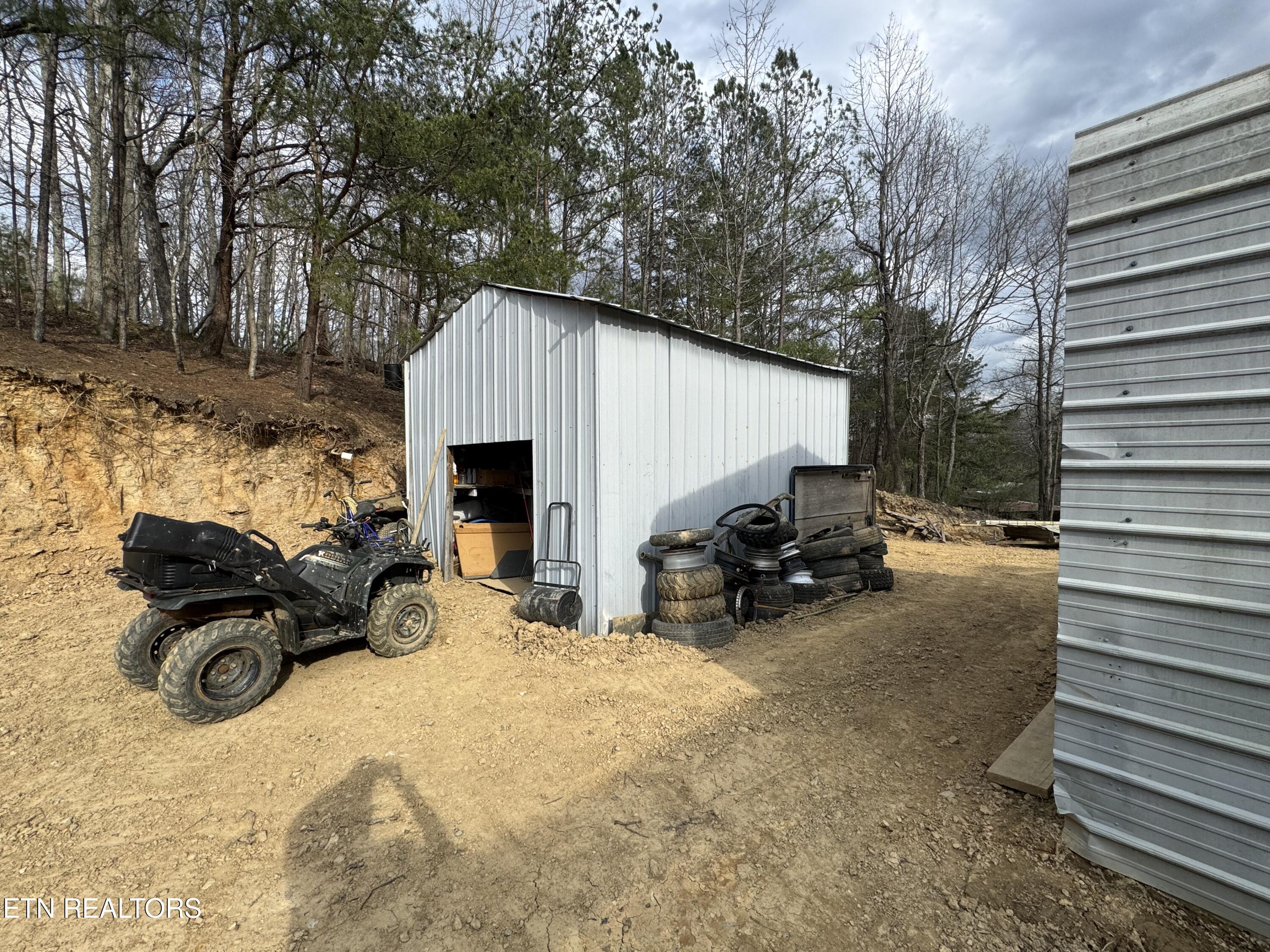 2502 Huntsville Hill Road Helenwood TN 37755