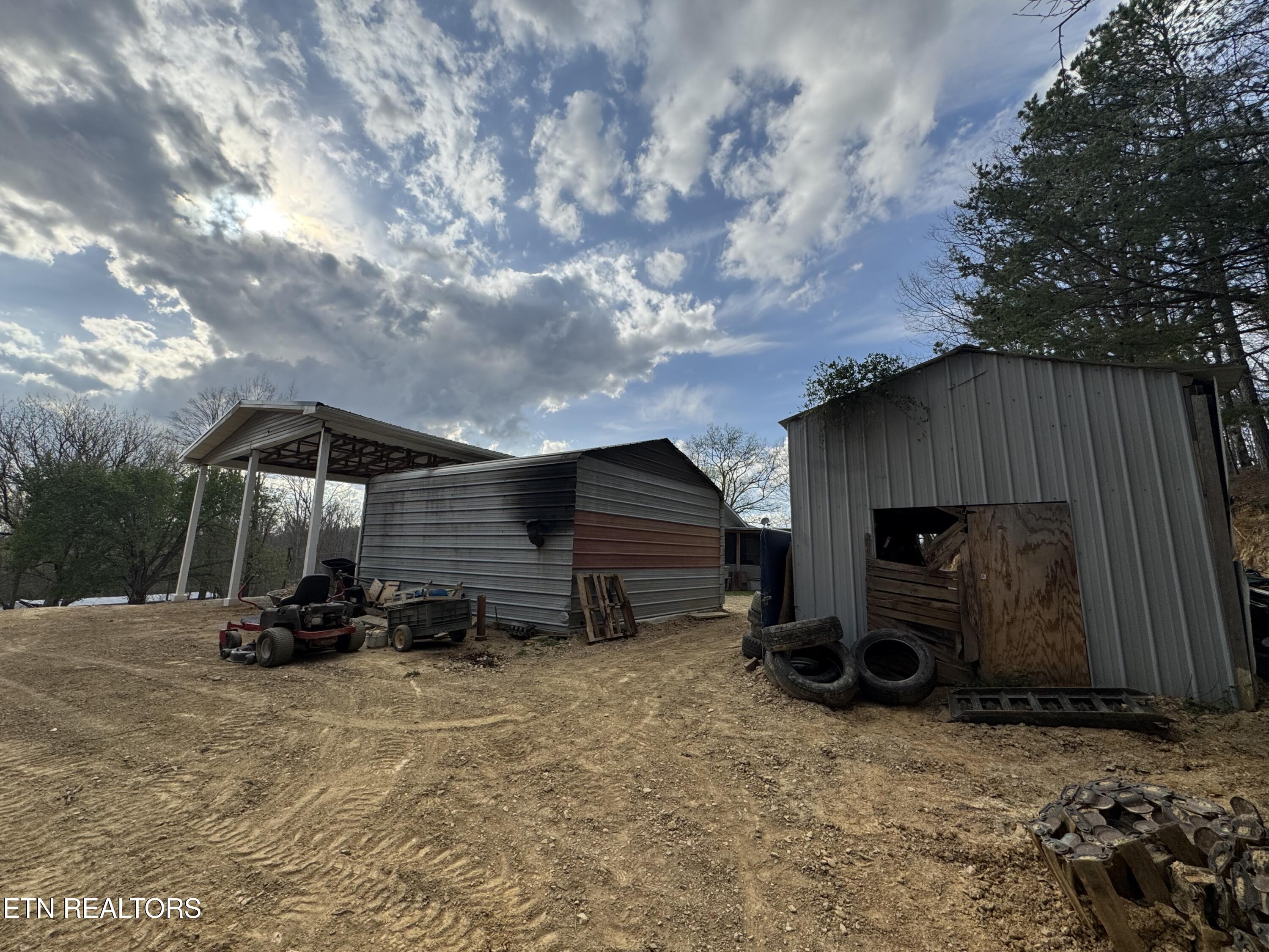 2502 Huntsville Hill Road Helenwood TN 37755