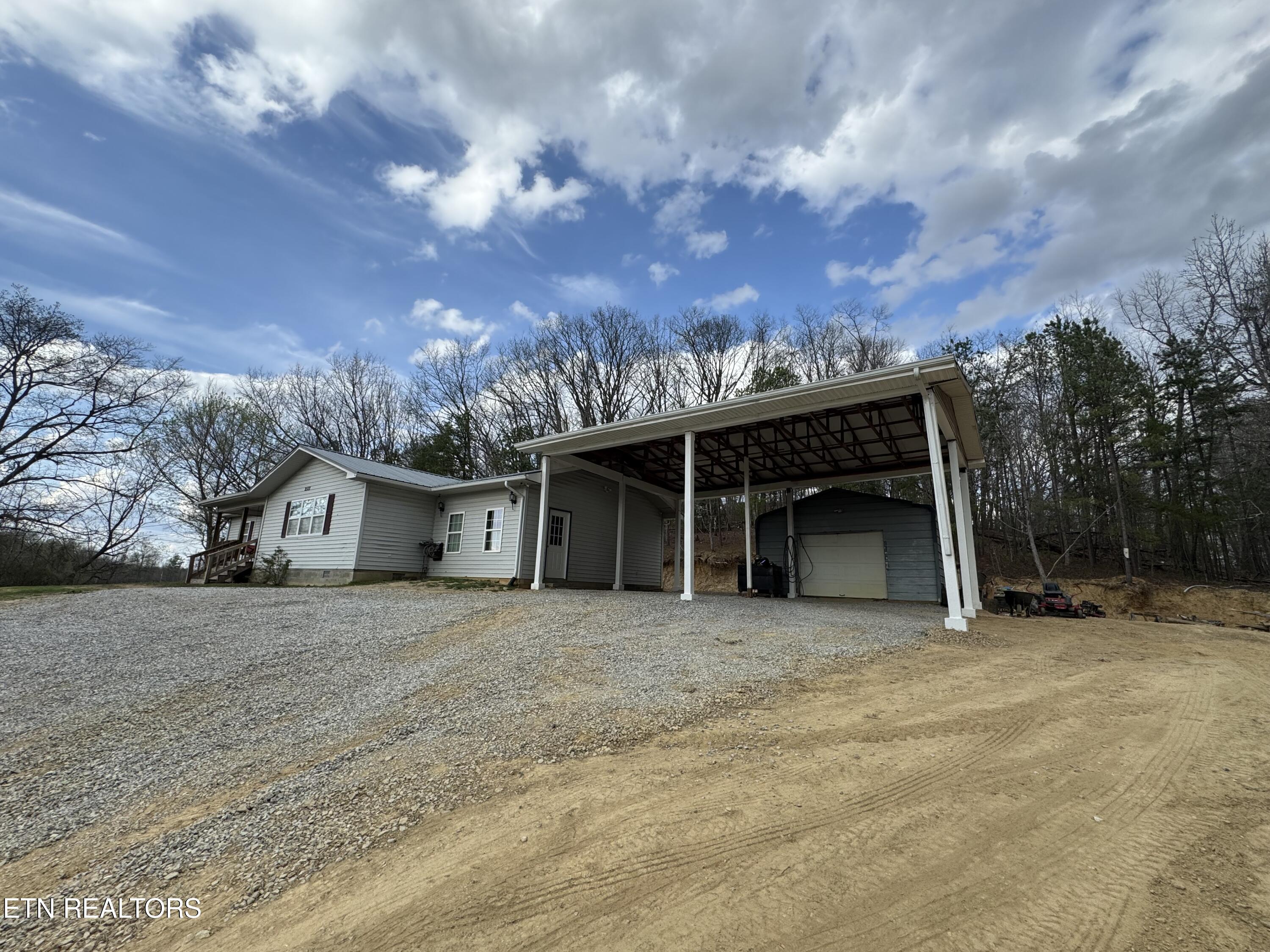 2502 Huntsville Hill Road Helenwood TN 37755