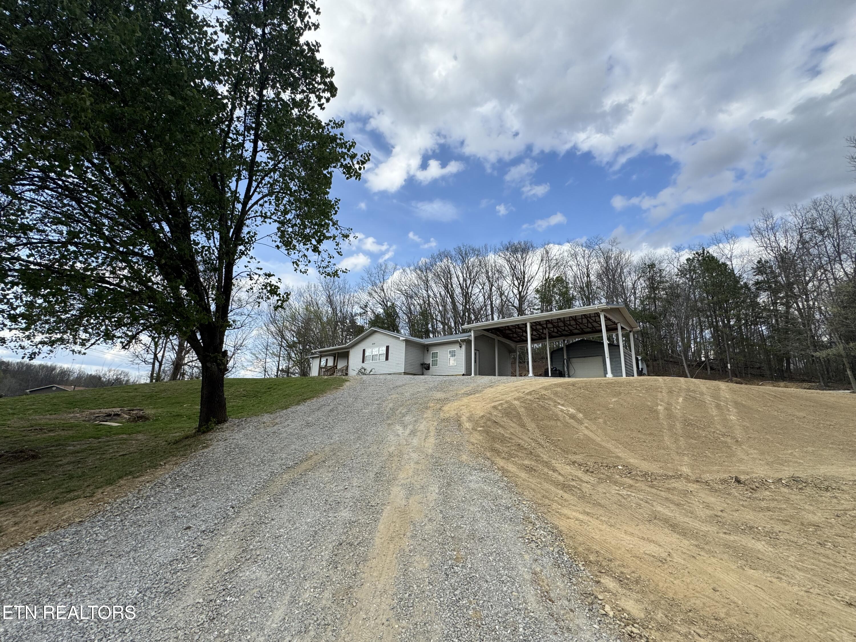 2502 Huntsville Hill Road Helenwood TN 37755