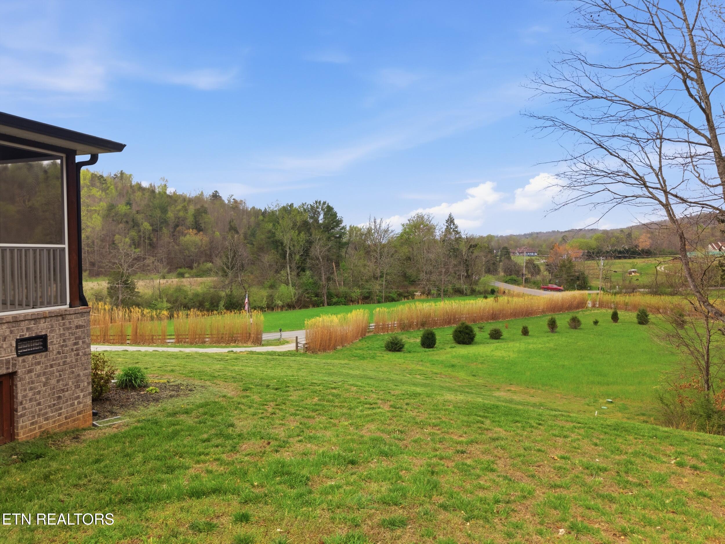 113 Brashears Road Harriman TN 37748