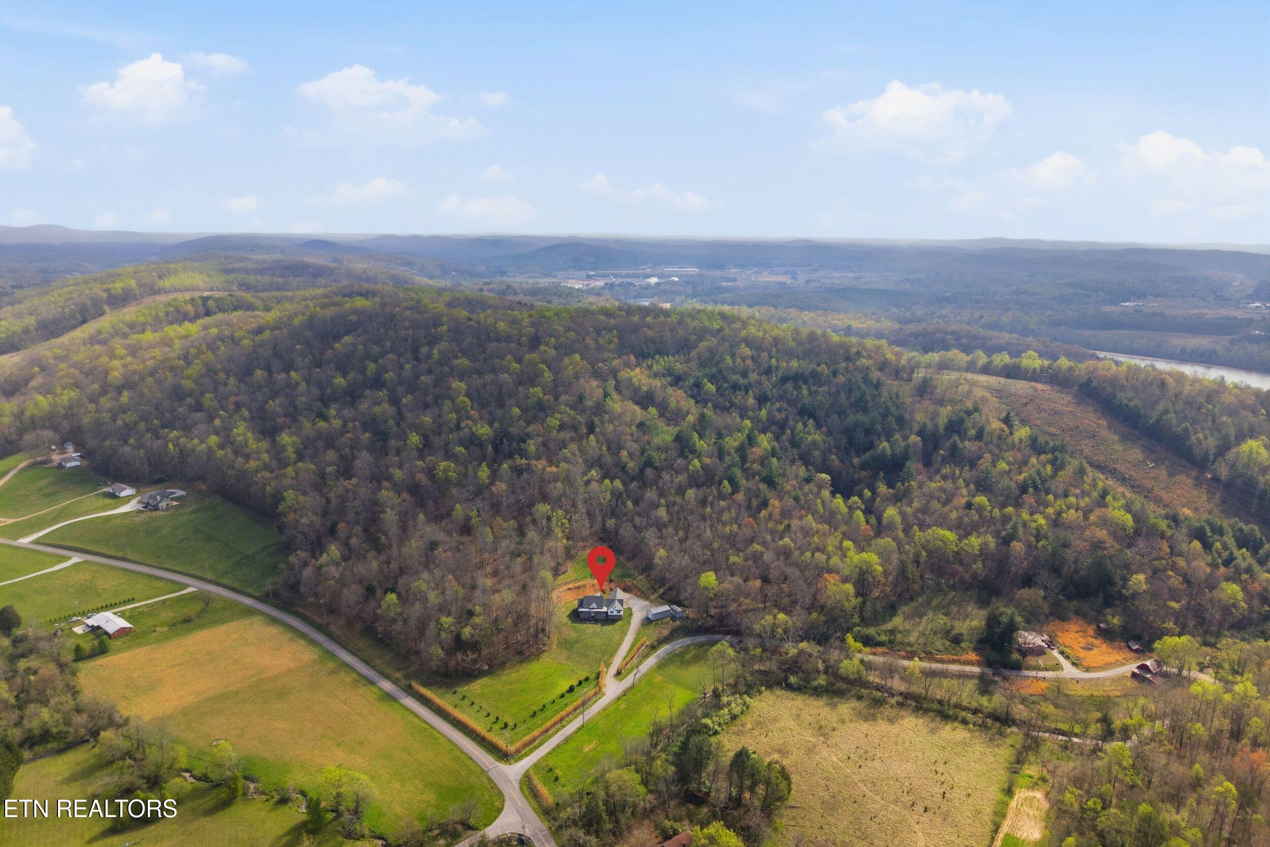113 Brashears Road Harriman TN 37748