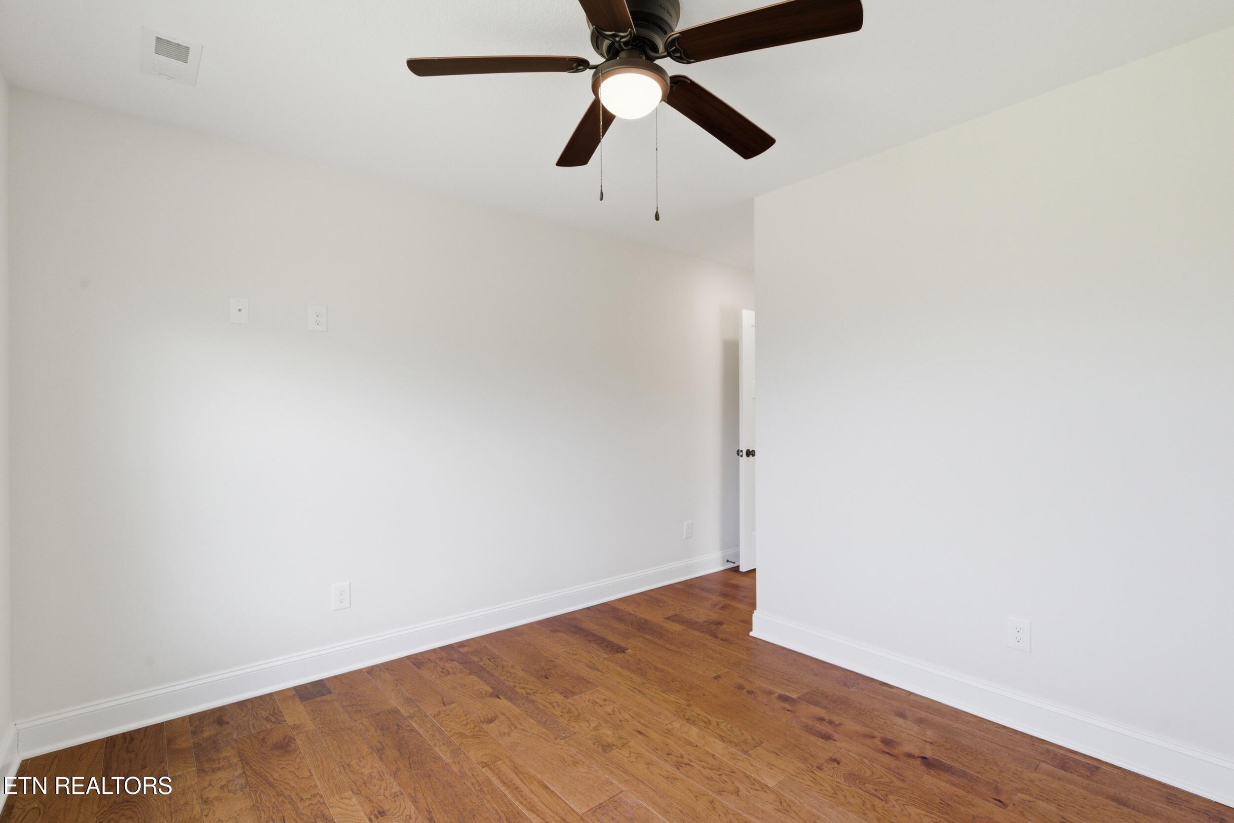 113 Brashears Road Harriman TN 37748
