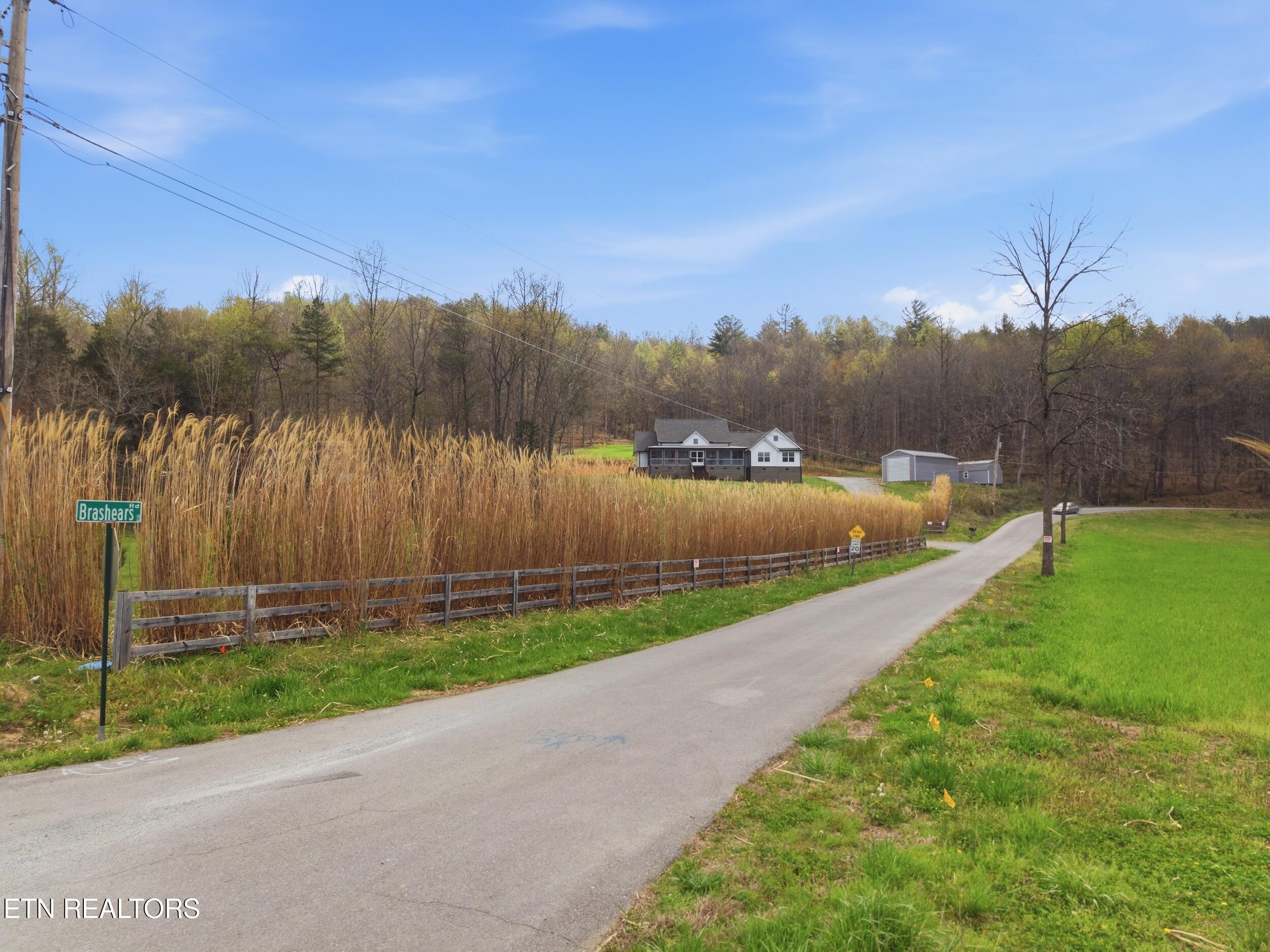 113 Brashears Road Harriman TN 37748
