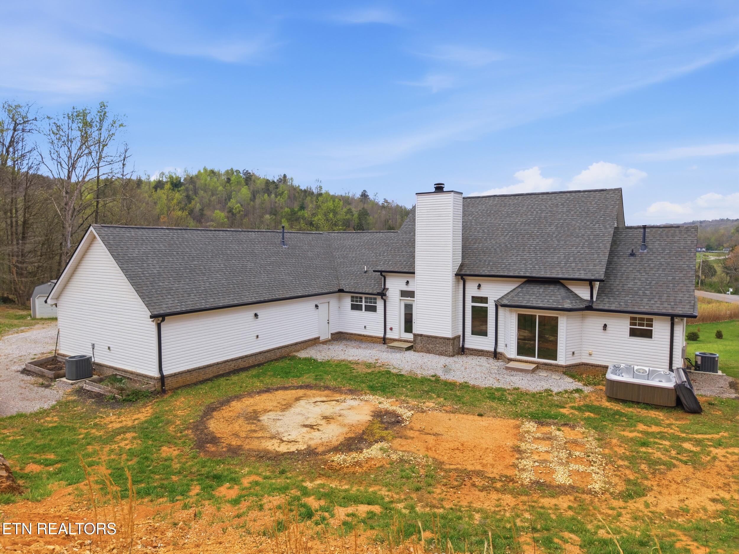 113 Brashears Road Harriman TN 37748