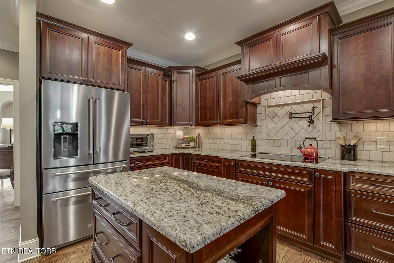 1040 Smith Valley Road Lenoir City TN 37772