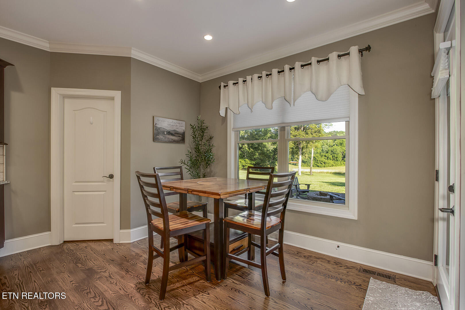 1040 Smith Valley Road Lenoir City TN 37772