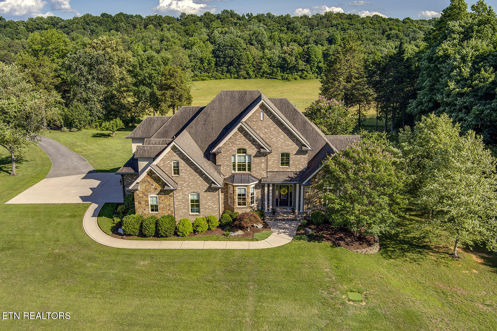 1040 Smith Valley Road Lenoir City TN 37772