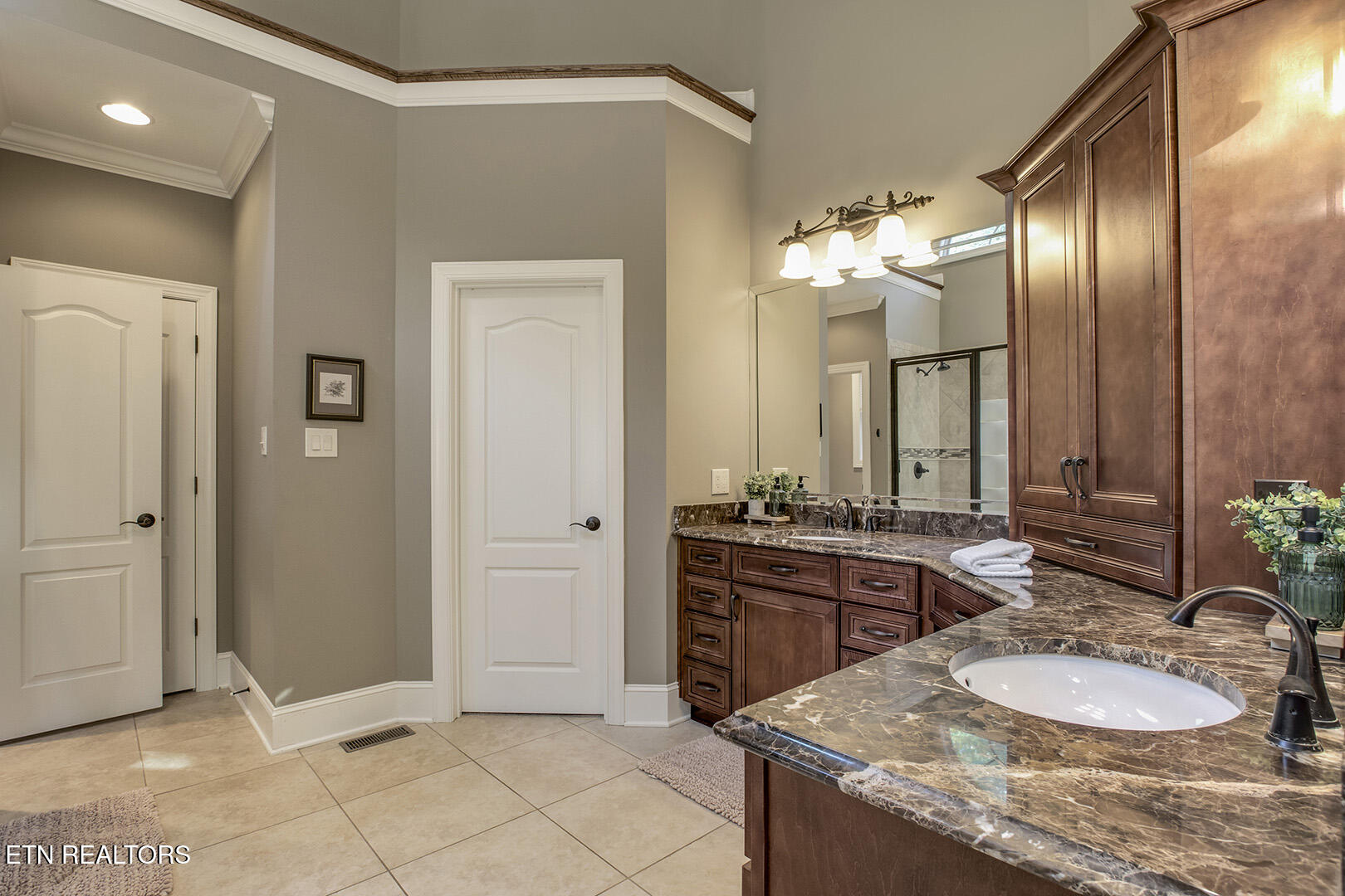 1040 Smith Valley Road Lenoir City TN 37772