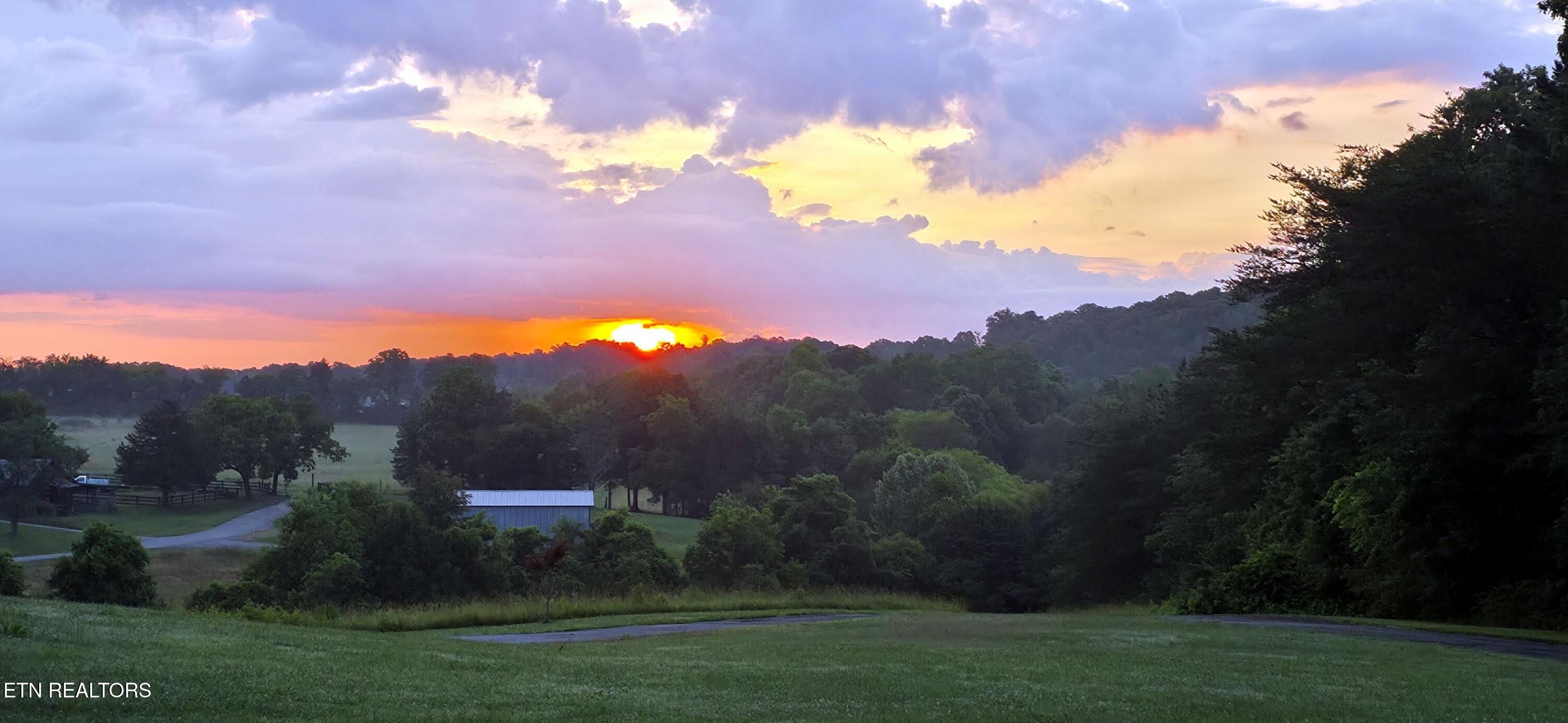 1040 Smith Valley Road Lenoir City TN 37772
