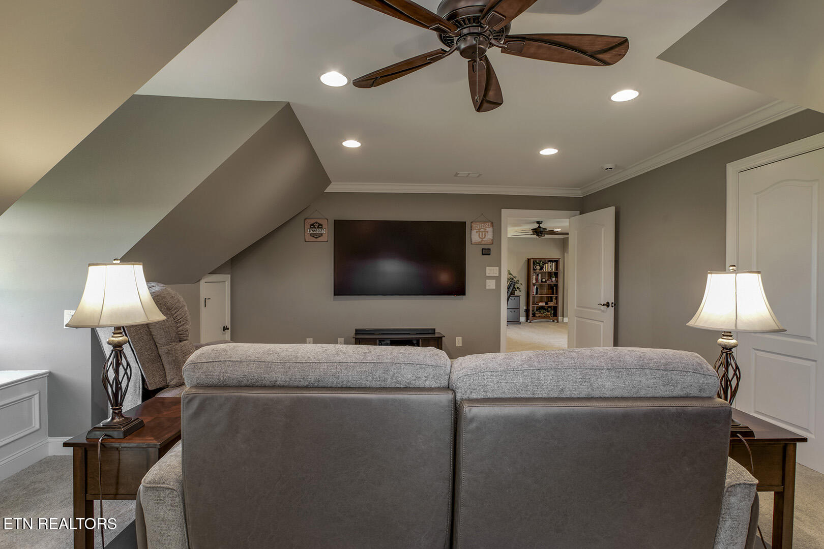 1040 Smith Valley Road Lenoir City TN 37772