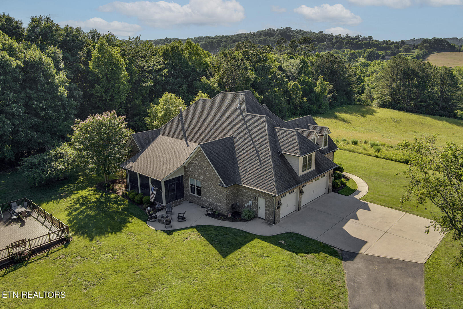 1040 Smith Valley Road Lenoir City TN 37772